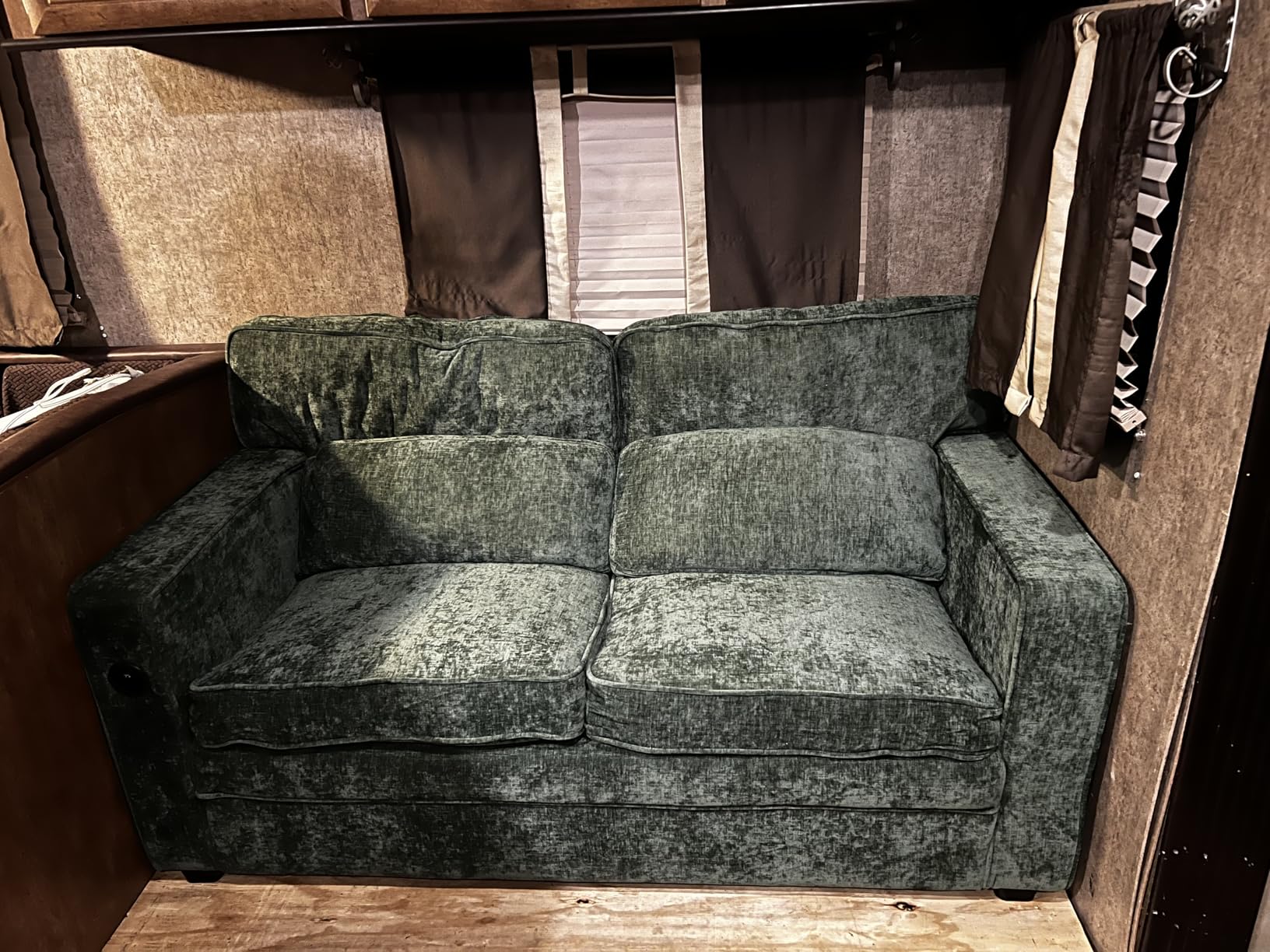 Marsail Pull Out Sofa Bed, Queen Size Sleeper Sofa with Memory Foam Mattress, 2-in-1 Convertible Chenille Couch Bed with 2 USB Charging and Removable Covers, Loveseat for Living Room, Apartment, Green customer photo 2