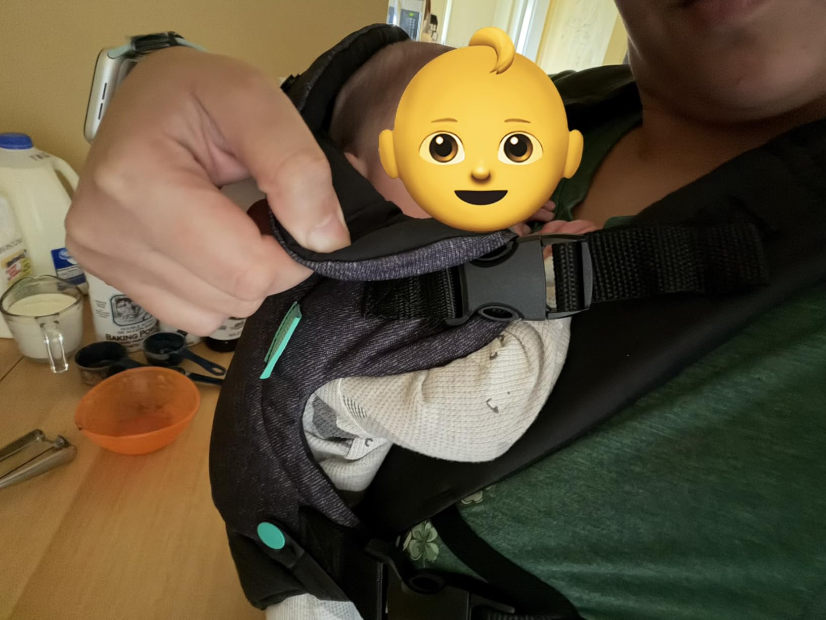 Infantino Flip Luxe 4-in-1 Convertible Baby Carrier, Ergonomic Infant to Toddler Carrier, Updated Lumbar Support, Premium Herringbone Fabric, 7-35 lbs, Onyx customer photo 2