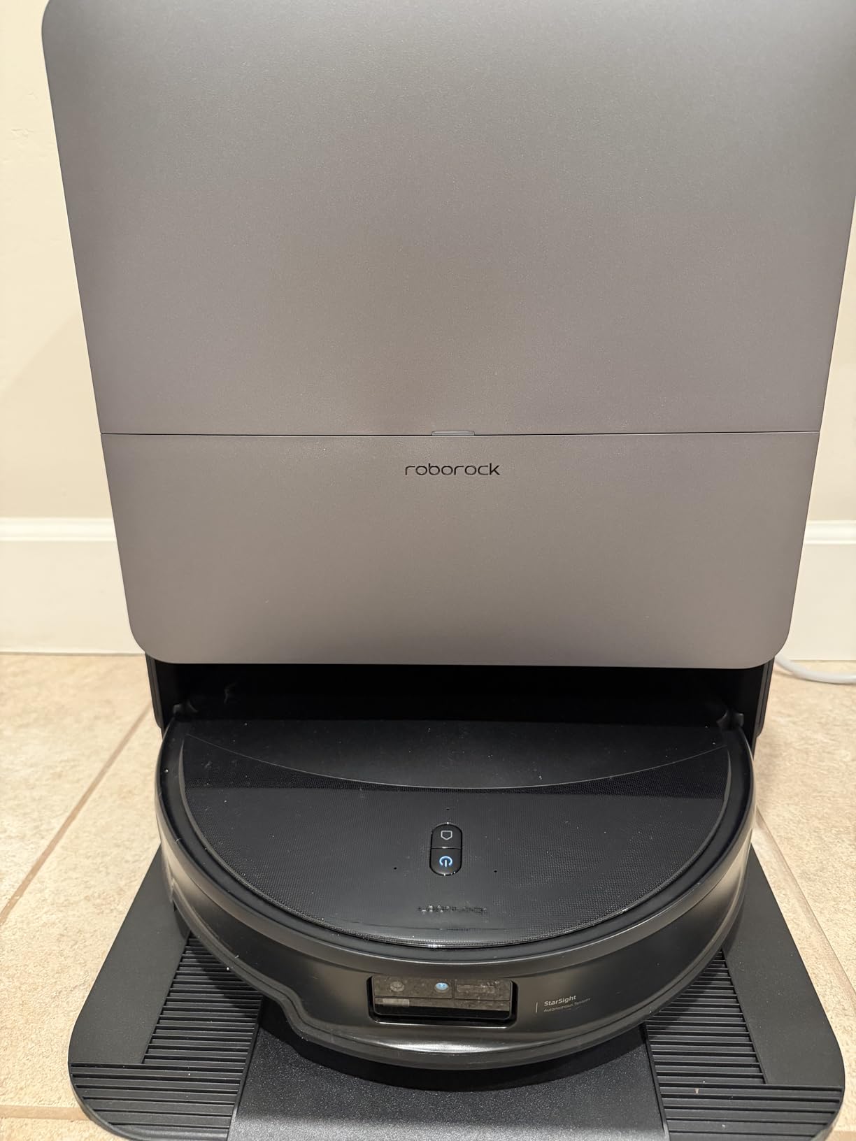 Roborock Saros 20 Robot Vacuum and Mop, 36,000 Pa, 3.46 in Double-Layer Threshold, 3.14'' Ultra Slim, Zero-Tangle, 212F Hot Water Wash, AI Powered Smart Cleaning for Carpet, 300+ Obstacle Avoidance customer photo 1