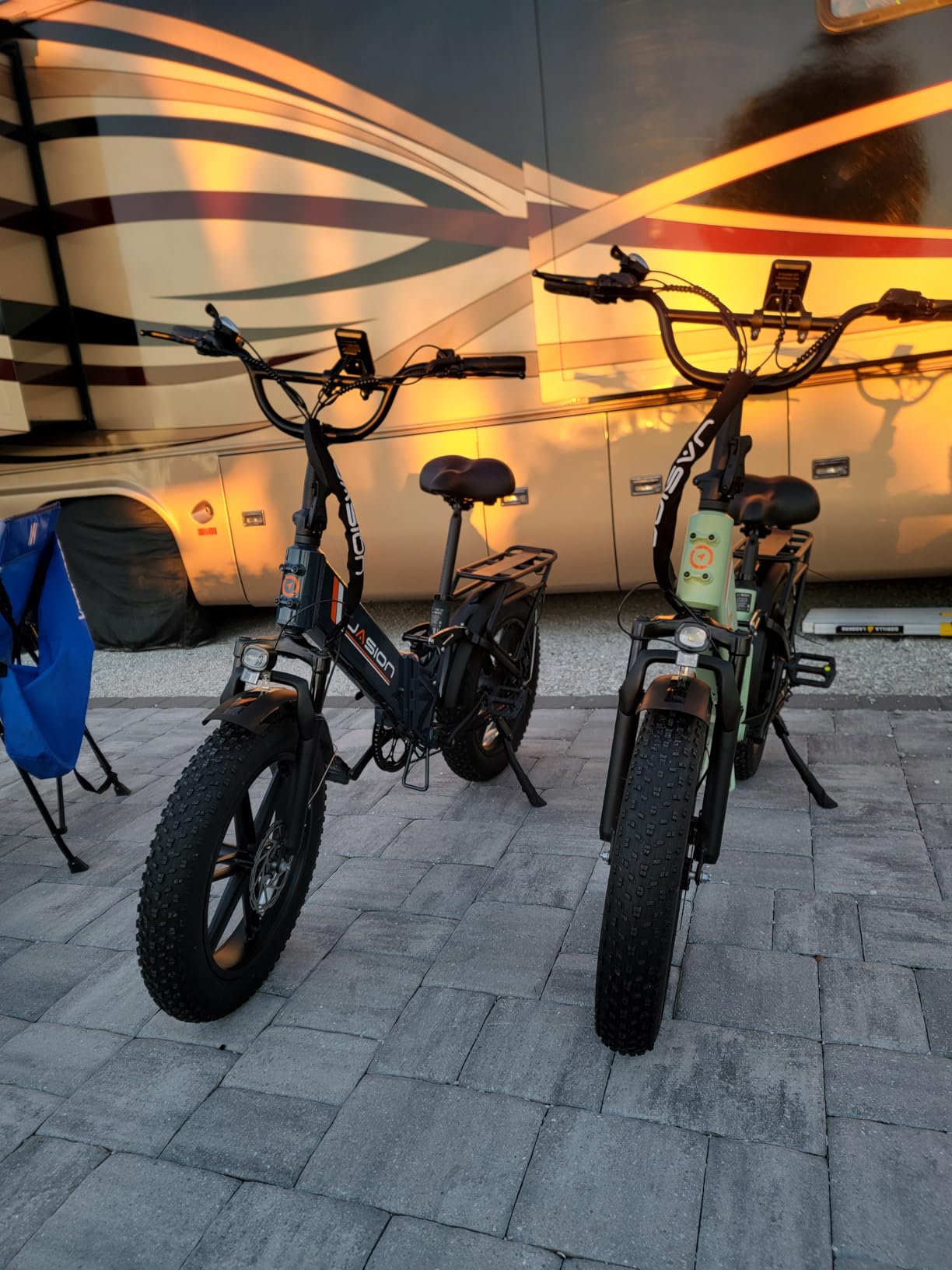 Jasion X Hunter PRO/ST Electric Bike for Adults, 1800/1400W Peak 20'' Fat Tire Foldable E Bikes, Folding Ebike Up to 80/70 Miles Range 30 MPH, 720/624WH Removable Battery, Certified by UL2849 customer photo 1