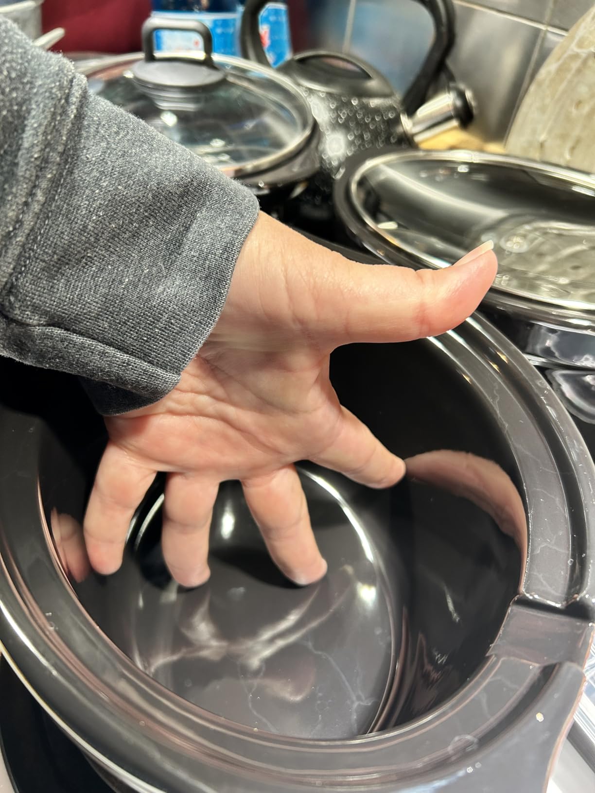 Chefman Triple Slow Cooker & Food Warmer, Three Crock Slowcooker with 2.5 Qt. Ceramic Crocks, 7.5-Quart Total Capacity, PFAS-Free, Three Temperature Settings, Dishwasher-Safe Parts - Stainless Steel customer photo 1