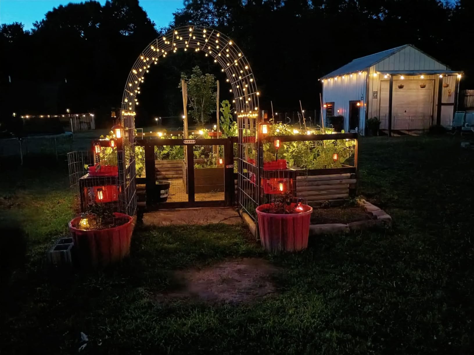 Toodour Solar String Lights Outdoor Waterproof, 56ft 100 LED Globe String Light with 8 Mode, Crystal Ball Lights Solar Patio Lights for Garden, Lawn, Patio, Gazebo, Yard, Outdoor Decor - Warm White customer photo 1