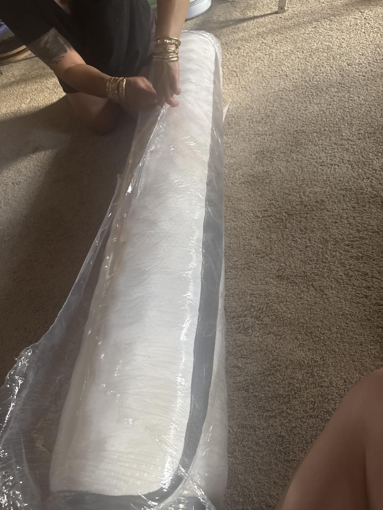 LETMOON King Size Mattress, 14 Inch Hybrid King Mattress, Medium Firm Memory Foam & Pocket Springs, for Back Pain & Motion Isolation customer photo 2