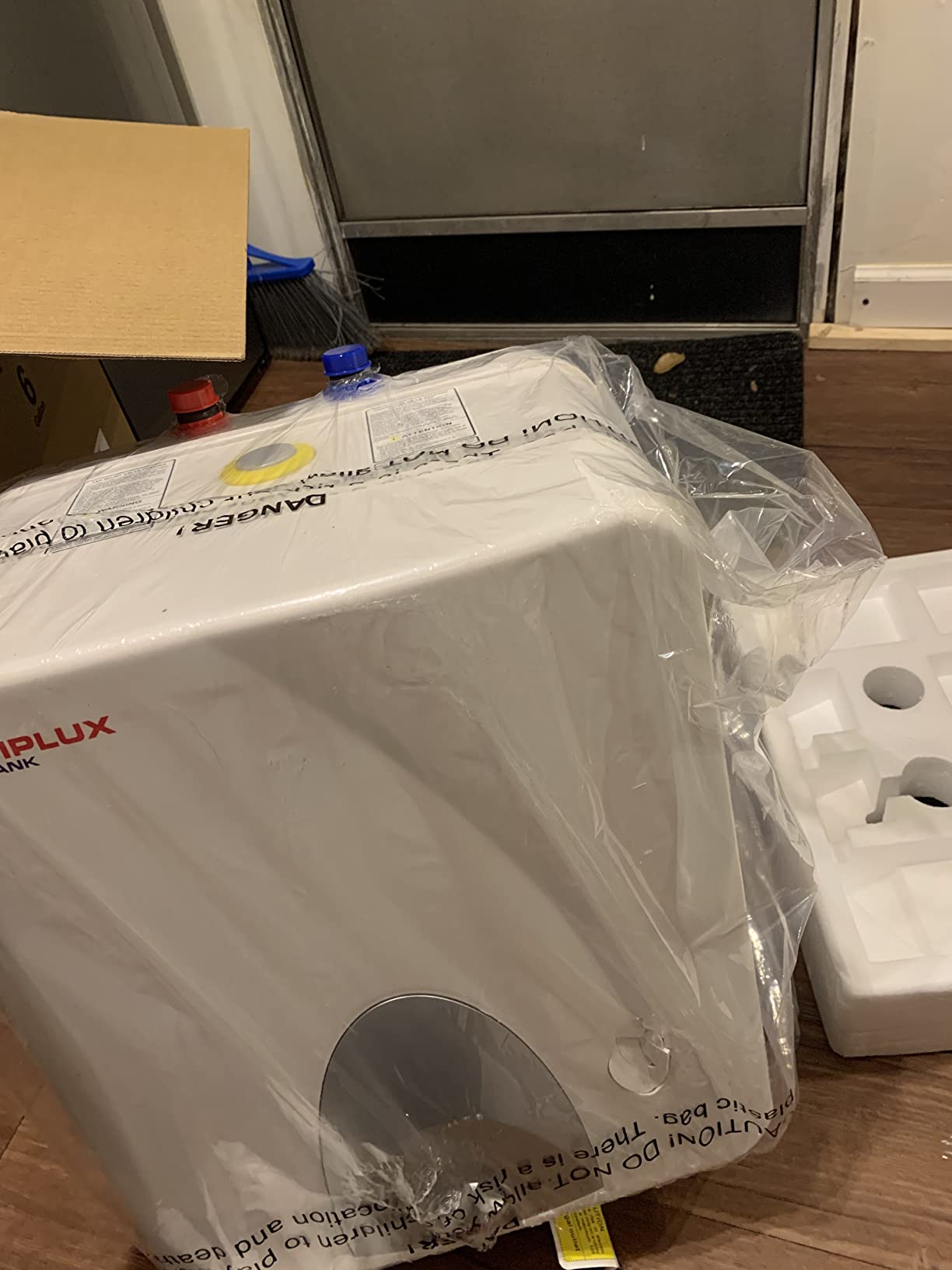 CAMPLUX Tankless Water Heater Electric 6kW at 240 Volts, Point of Use Instant Hot Water Heater CSA Approved with Temperature Display, Under Sink Self Modulating Technology customer photo 1
