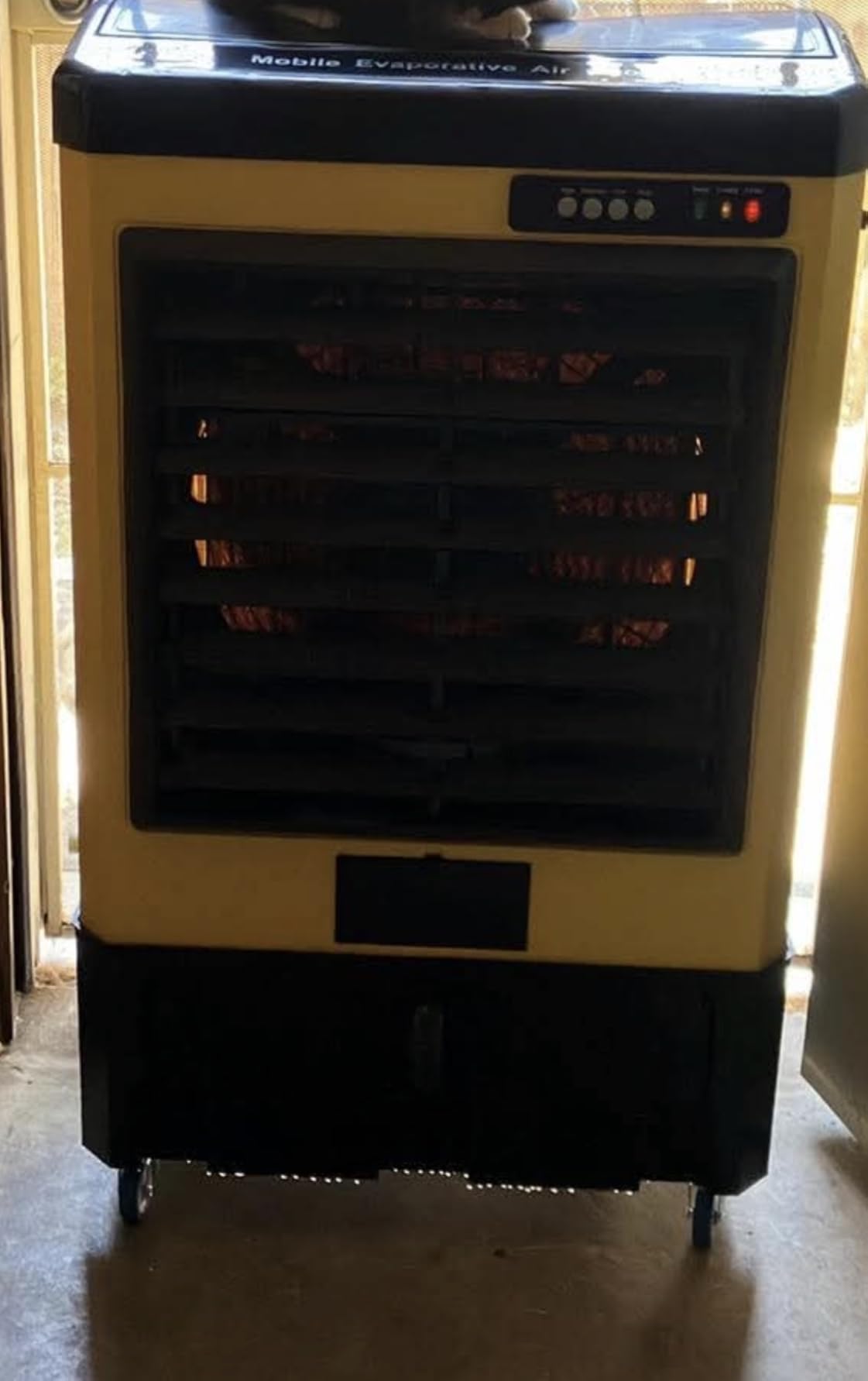 Uthfy 4800 CFM Swamp Cooler, 40IN Evaporative Air Cooler with 10.6 Gal Water Tank, 3 Speeds, 120 Degree Oscillation, 3 Ice Packs, Outdoor Garage Air Conditioner for Patio, Yard, Factory customer photo 1