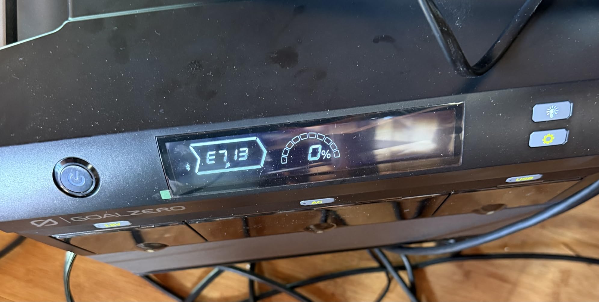 Goal Zero Yeti 1500 Portable Power Station (6th Gen) Fast-Charging 1,505 Watt Hour LiFePO4 Battery, IPX4 Weather Resistant, Solar Compatible, for Outdoor and Emergency Power. Durable 10+ Year Lifespan customer photo 2