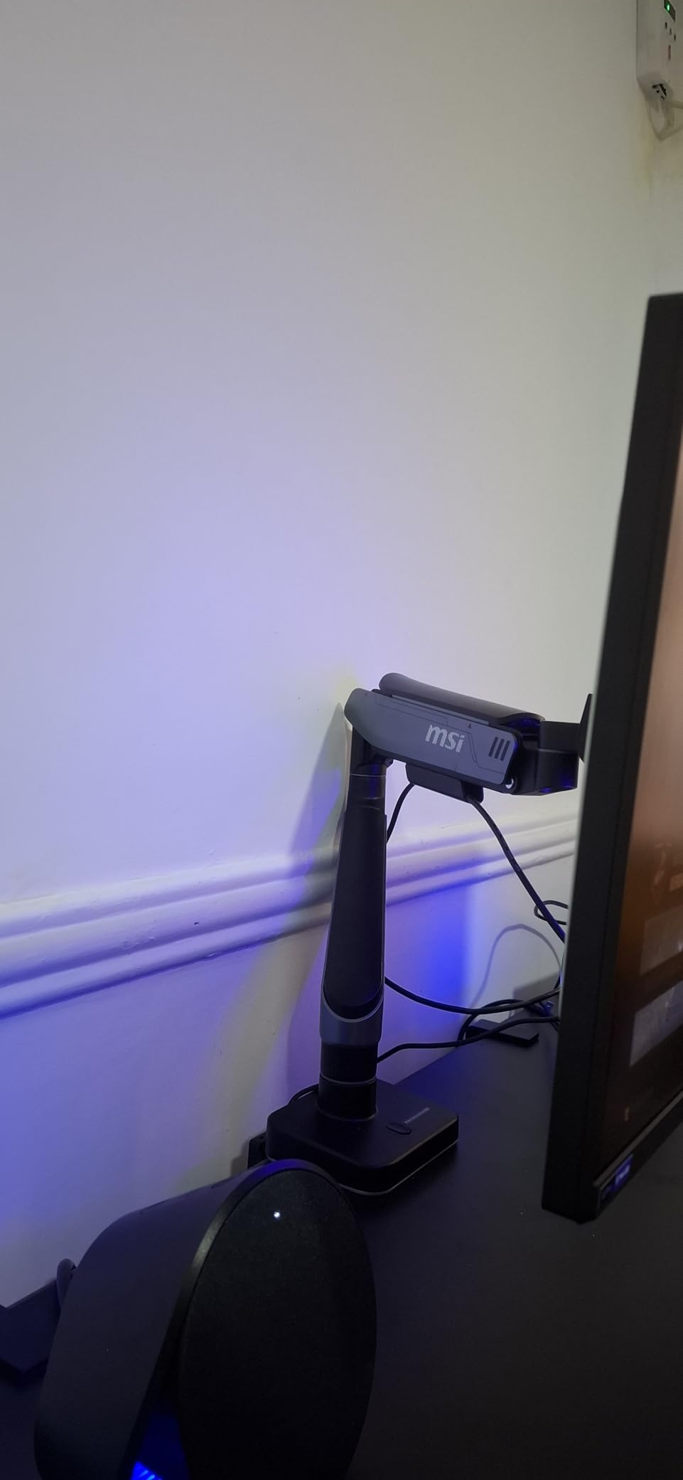 MSI MAG MT101G - Gas Spring Single Monitor Stand Arm, Supports 17-32