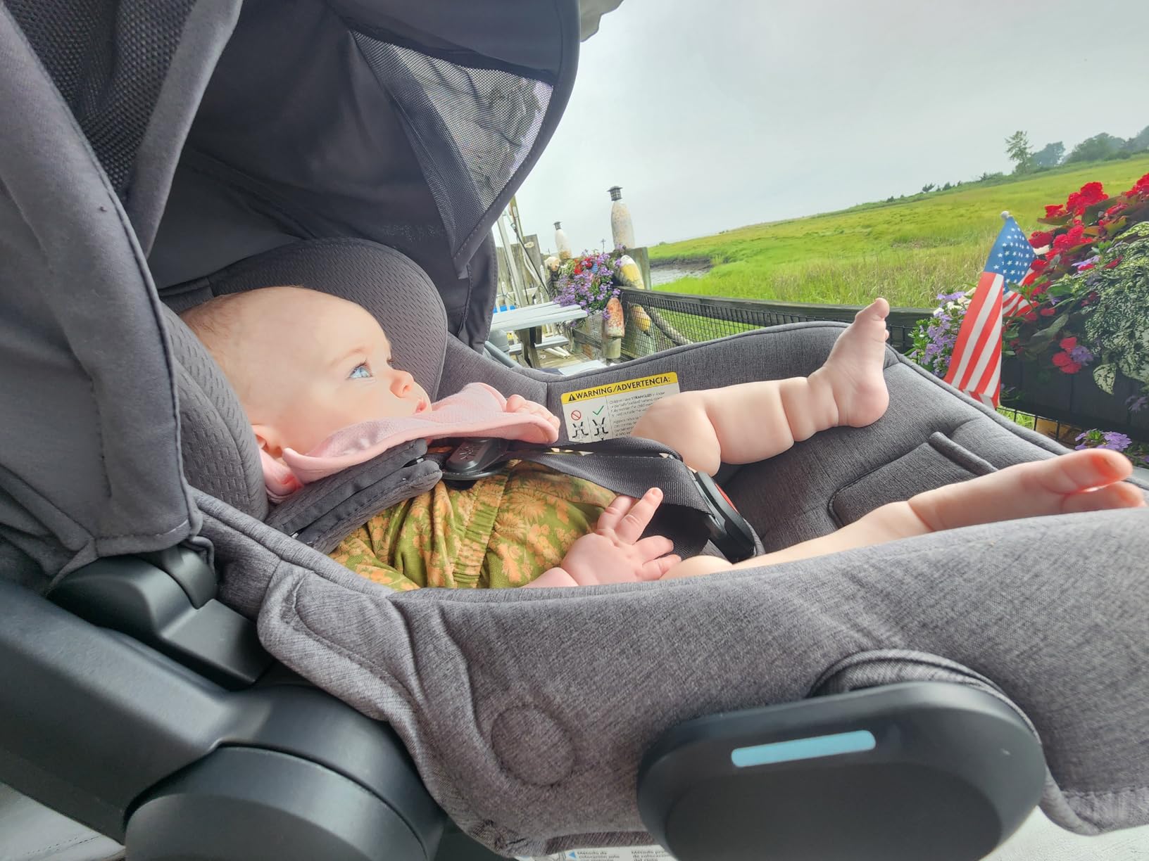 UPPAbaby Mesa V3 Infant Car Seat - Easy Installation + SmartSecure Technology - Attaches to Stroller | Base + Infant Insert Included - Ada (Sandstone) customer photo 2