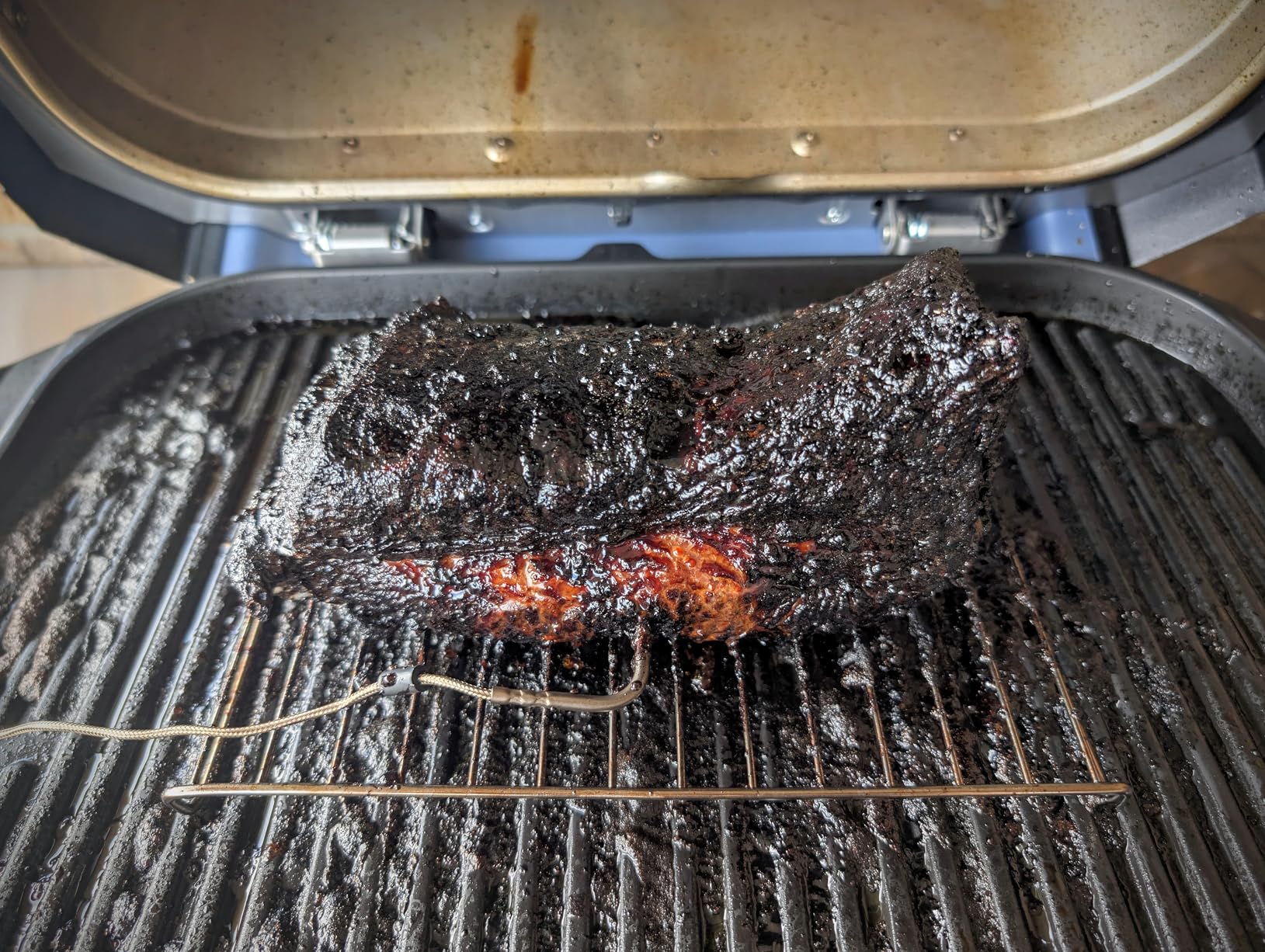 Ninja Woodfire Pro Connect XL Outdoor Grill & Smoker | Bluetooth, App Enabled | 7-in-1 Grill, BBQ Smoker, Outdoor Air Fryer | Woodfire Technology | Built-In Thermometer | Blue & Gold| OG951BL1 customer photo 1