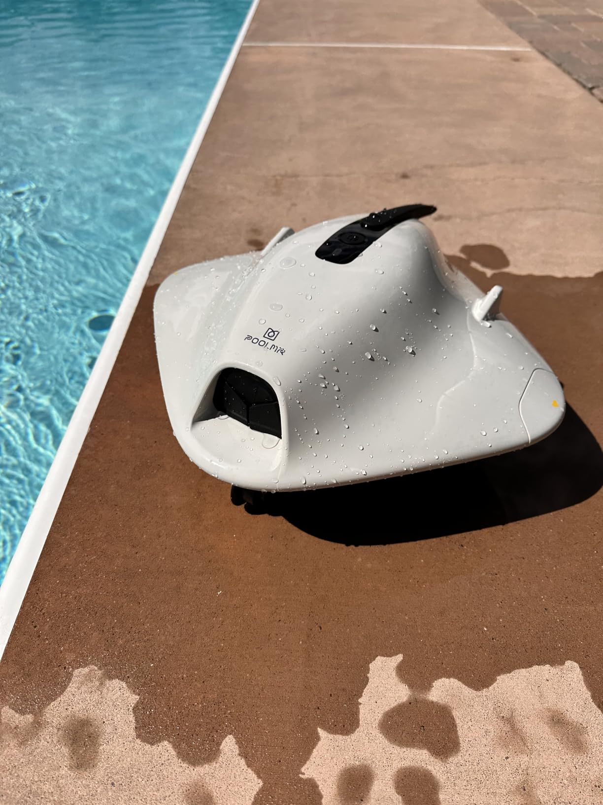 PoolMr Cordless Robotic Pool Cleaner - Above Ground Pool Vacuum Robot - 40W Strong Suction, Dual Cleaning System, Barrier Crossing, 120-Min Runtime Up to 1614 Sq for Above Ground Pools customer photo 1