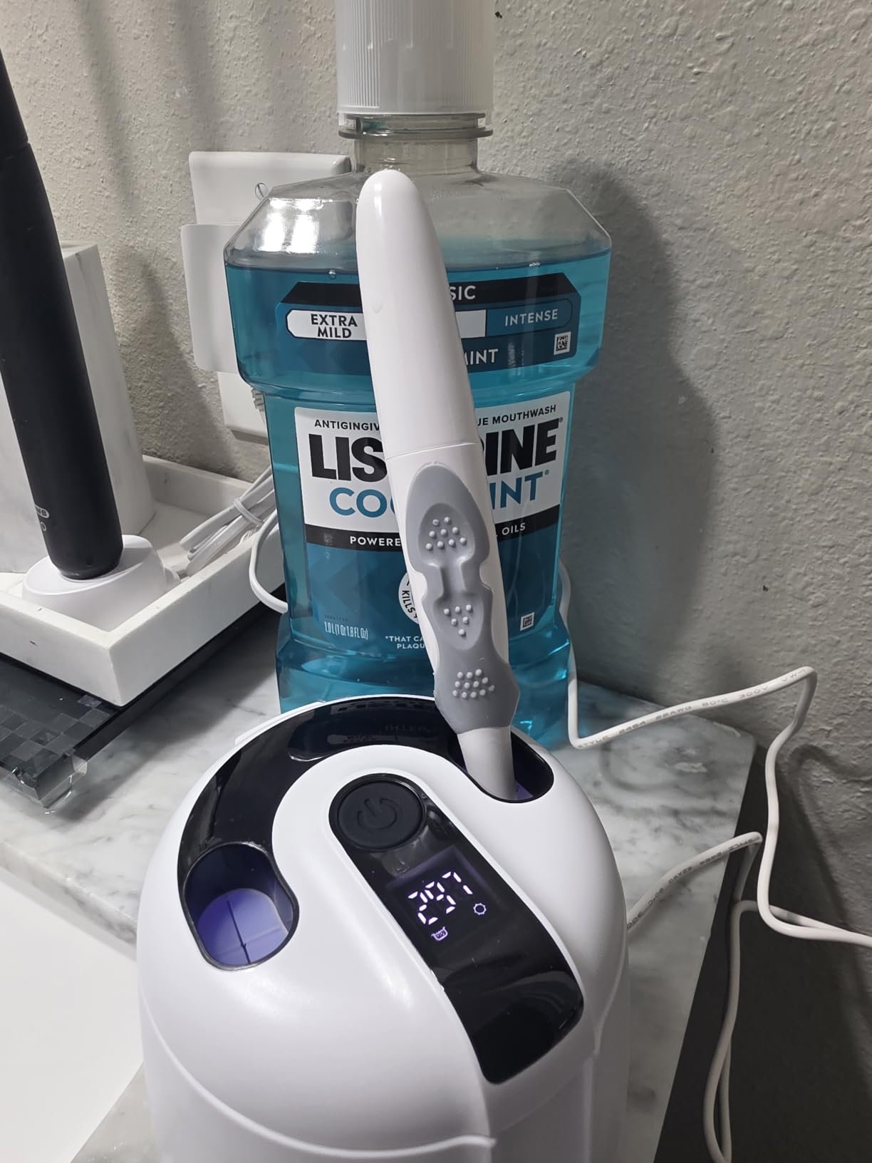 Ultrasonic Retainer Cleaner Machine 48kHz, Dental Cleaning Pod, Ultrasonic Retainer Cleaner for Dentures, Aligners, Mouth Guards, Toothbrush Heads and Jewelry with 200ML Capacity customer photo 2