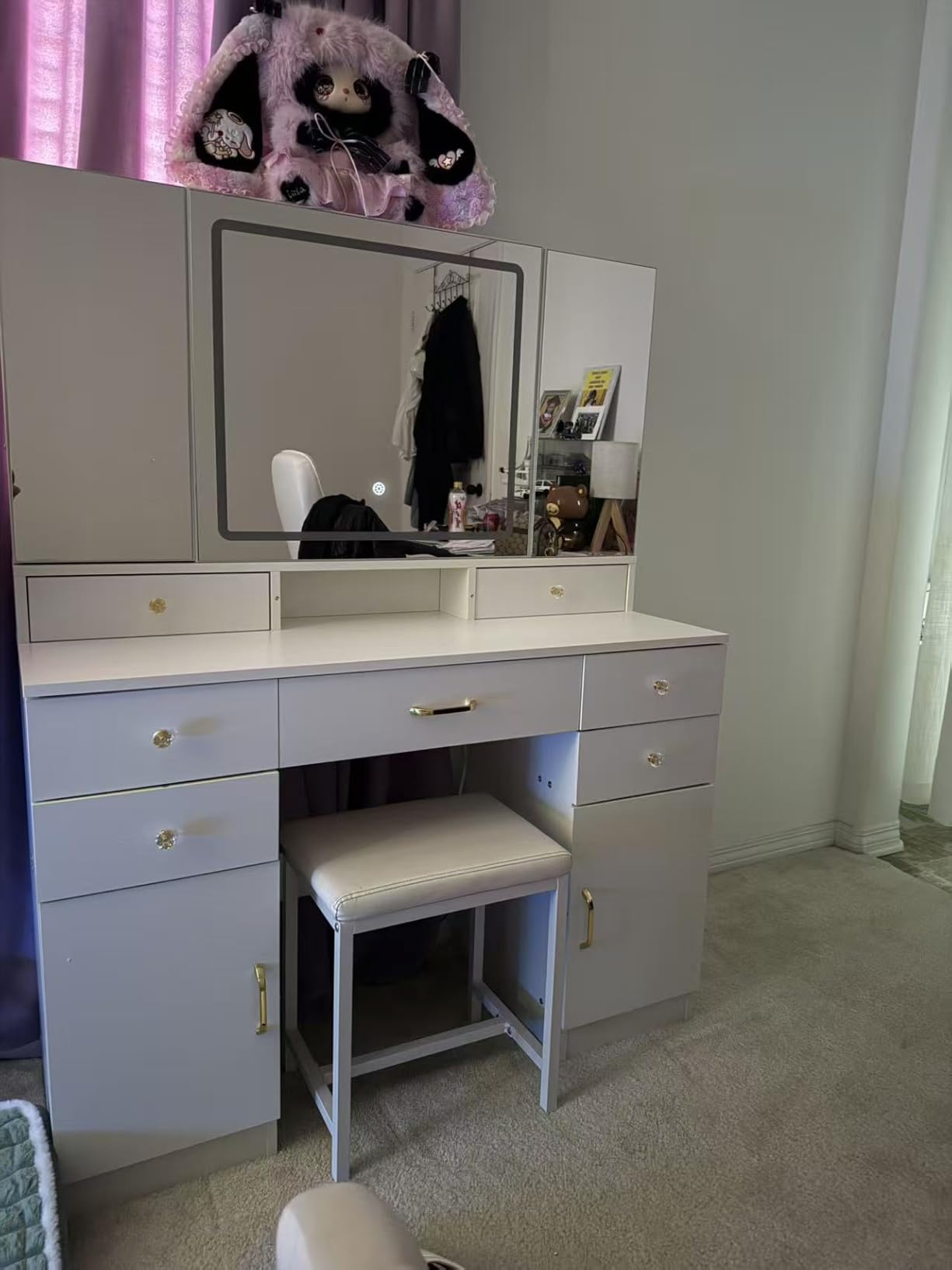 COMHOMA Vanity Desk with 3 Way Mirror and Lights, Large Makeup Vanity Table Set with Charging Station, 3 Lighting Modes & 360° View Mirror, 7 Drawers Dressing Table for Women Girls Bedroom, White customer photo 2