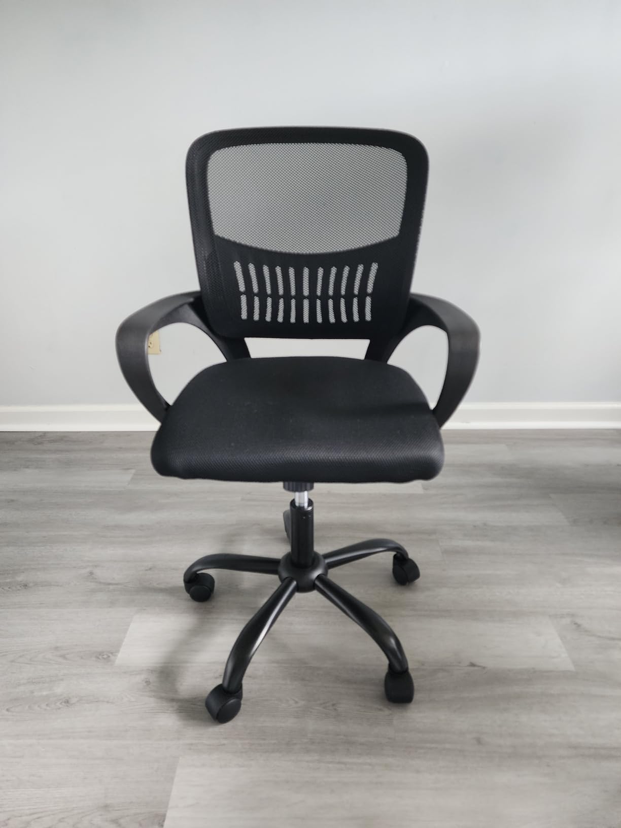 DUMOS Home Office Chair - Ergonomic Mid Back Mesh Desk Chair with Lumbar Support & Rocking Mode, Height Adjustable, Fixed Armrest, for Conference, Computer, 360 Swivel, Adults, Black customer photo 2