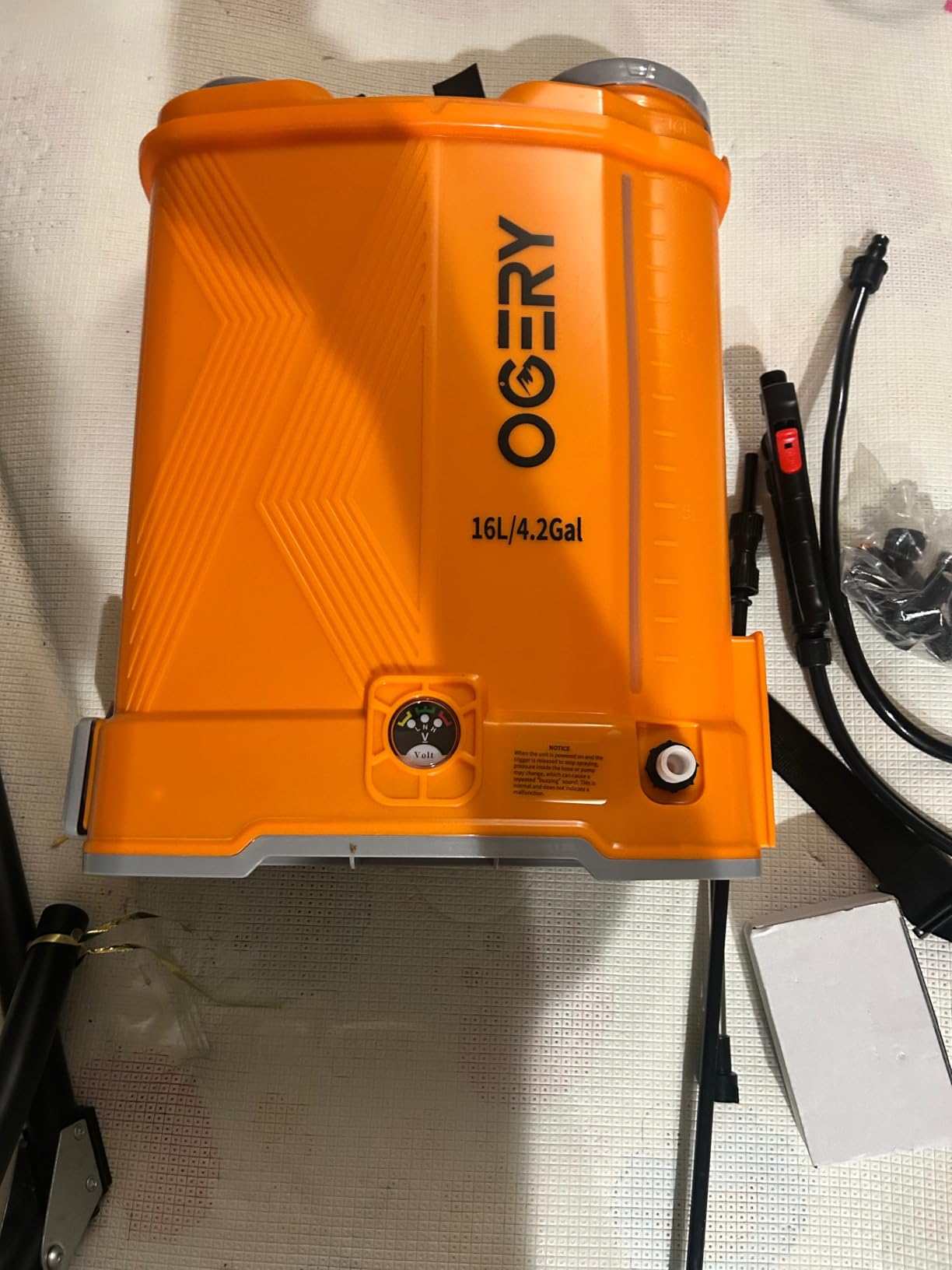 OGERY Battery Powered Backpack Sprayer 4 Gallon, 2.6Ah 21V Battery Electric Pump Sprayer with 6 Nozzles, Telescopic Stainless Steel + Plastic Wand for Lawn Garden Weed Yard Cleaning (Charger Included) customer photo 1