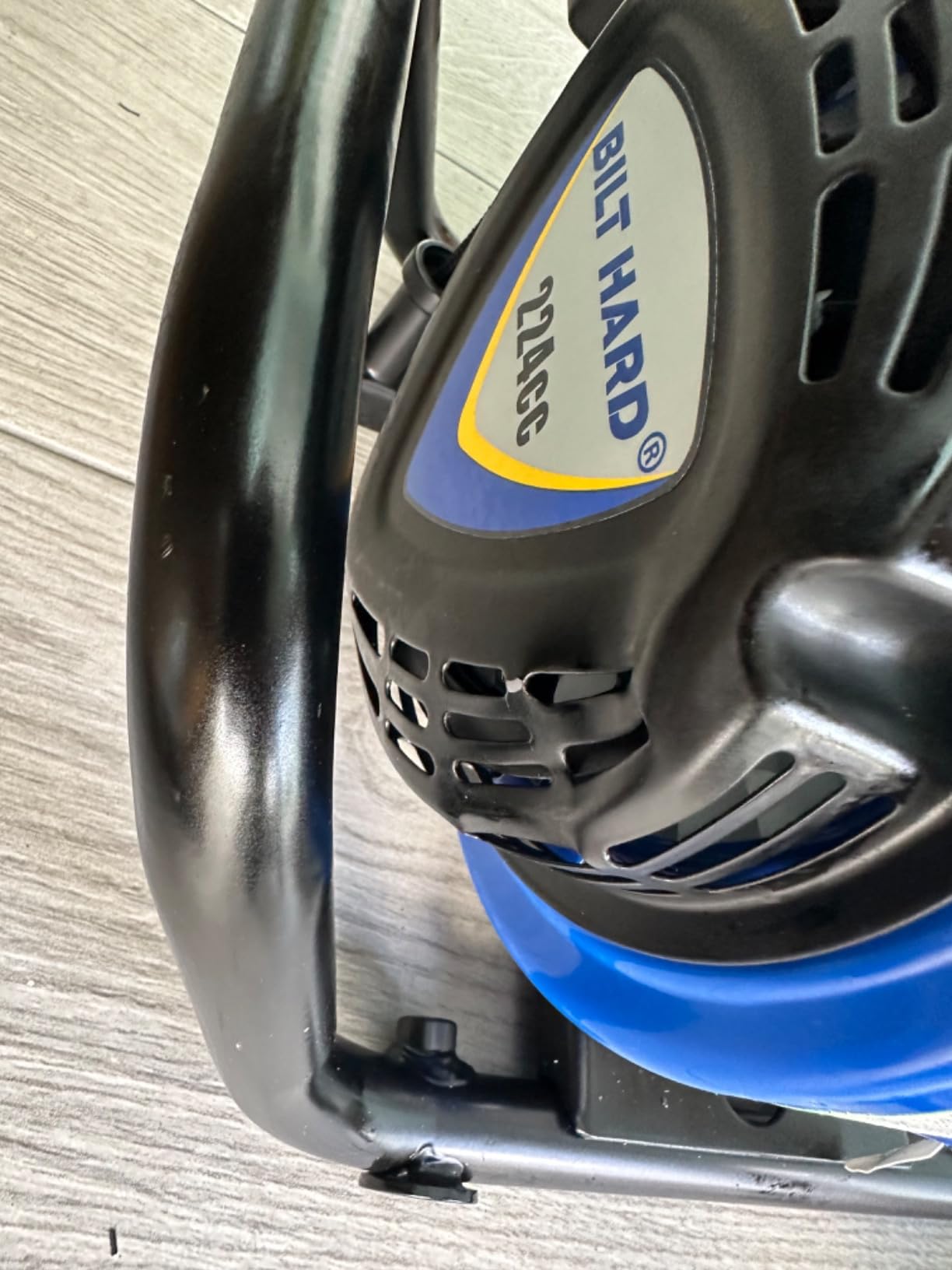 BILTHARD 3500 PSI Gas Pressure Washer, 2.5 GPM Heavy Duty Power Washer with 224cc 4 Cycle Engine, Spray Gun and Wand, 5 Quick Connect Nozzle Tips, 3/5 Inch x 25 Foot Hose, 49 State Compliant customer photo 2