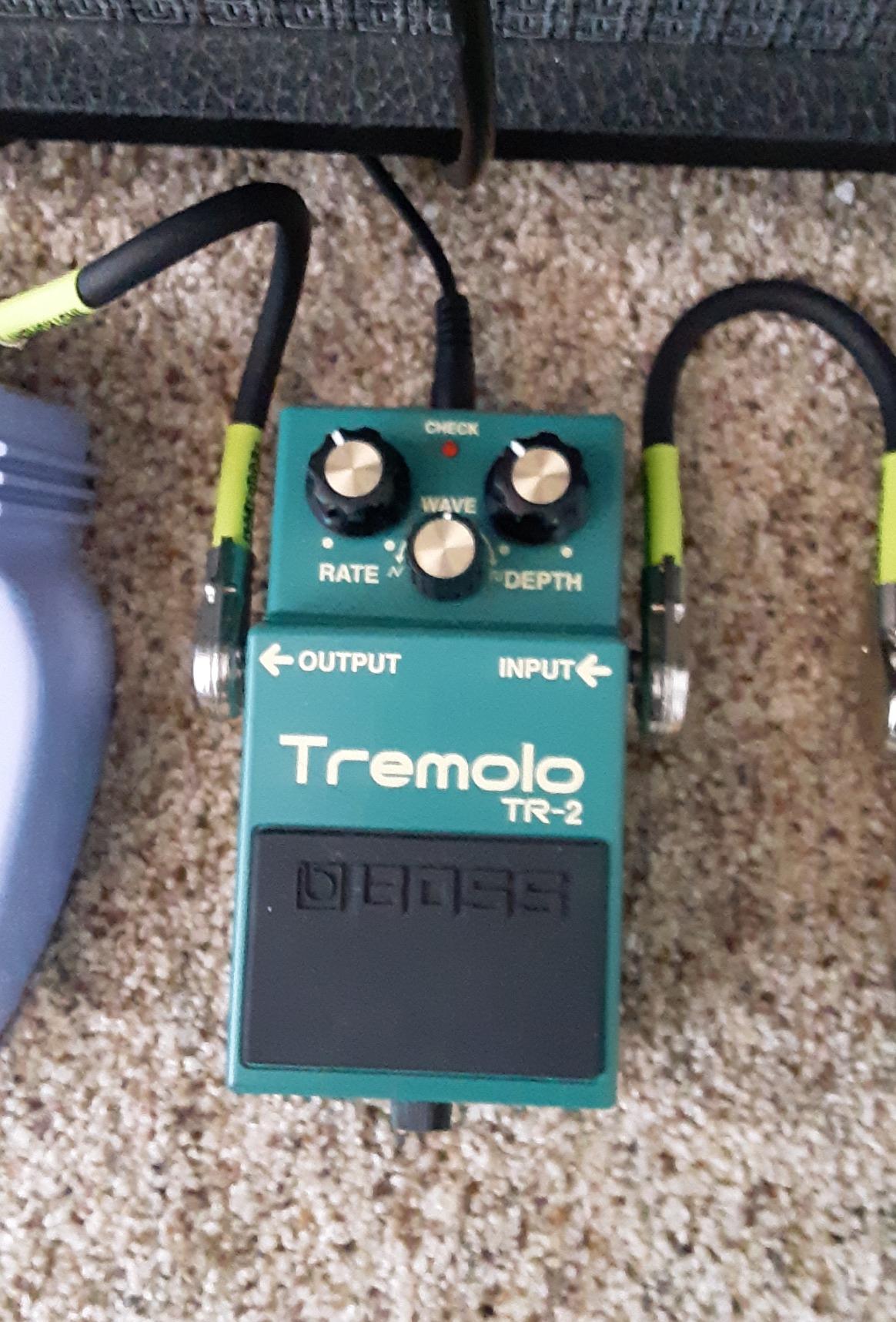 BOSS TR-2 Tremolo Guitar Pedal customer photo 2
