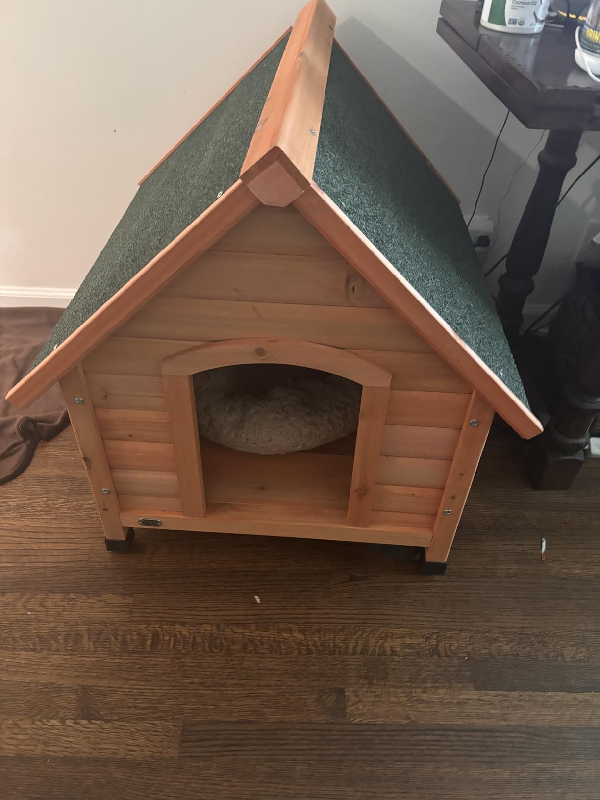 TRIXIE Natura Cottage Dog House, Large Dogs - 40 x 33 x 34.5 in | Outdoor Shelter, All-Weather Wooden Doghouse, Raised Floor customer photo 2