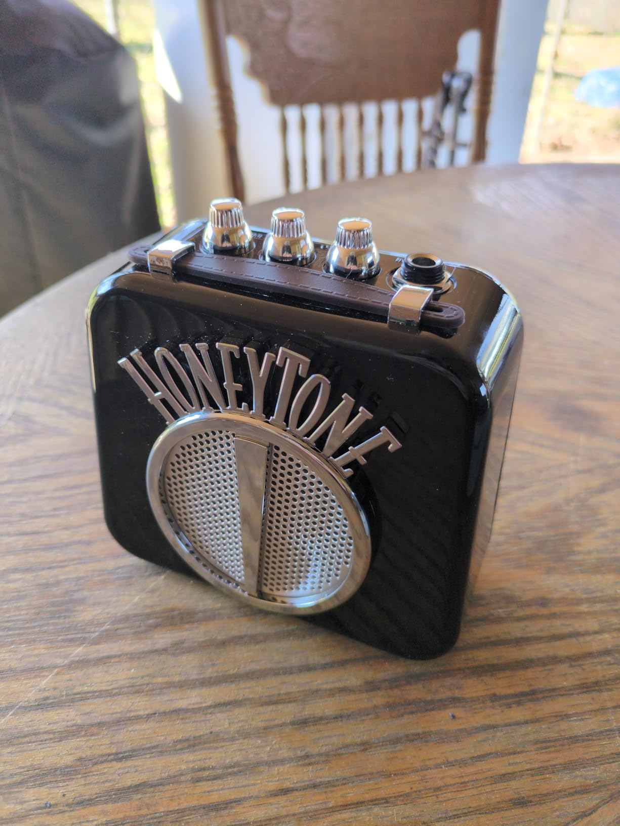 Danelectro Honeytone N-10 Guitar Mini Amp, Black with belt clip customer photo 2