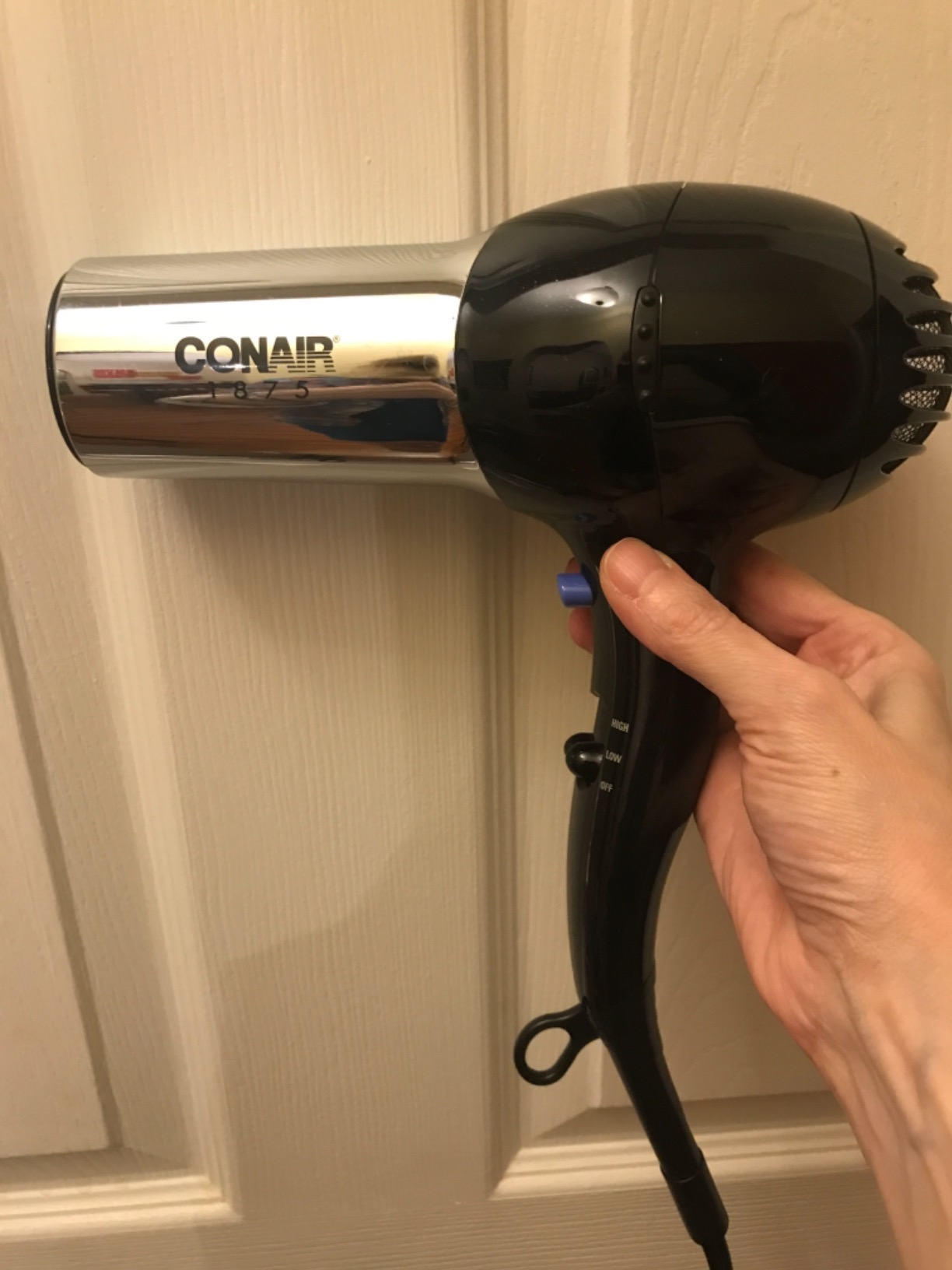 Conair Full Size Ionic Hair Dryer | 1875W Fast Drying Ionic Hair Dryer with Concentrator for Frizz-Free, Shiny Hair, Black/Chrome, 256NRL customer photo 2