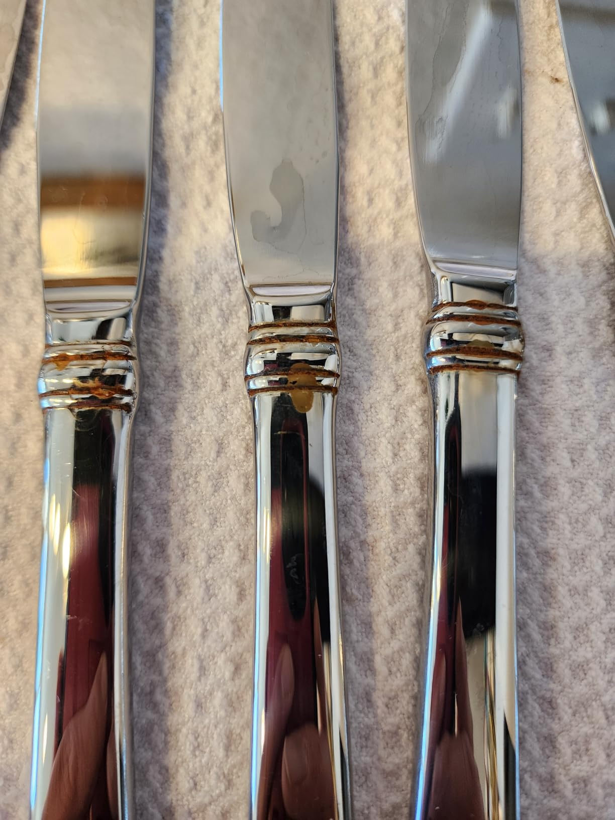 Mikasa Harmony Silverware Set for 12, 65-Piece 18/10 Stainless Steel Flatware Set with Flared Handles, Dishwasher Safe Cutlery Set, Elegant Dining Utensils customer photo 2
