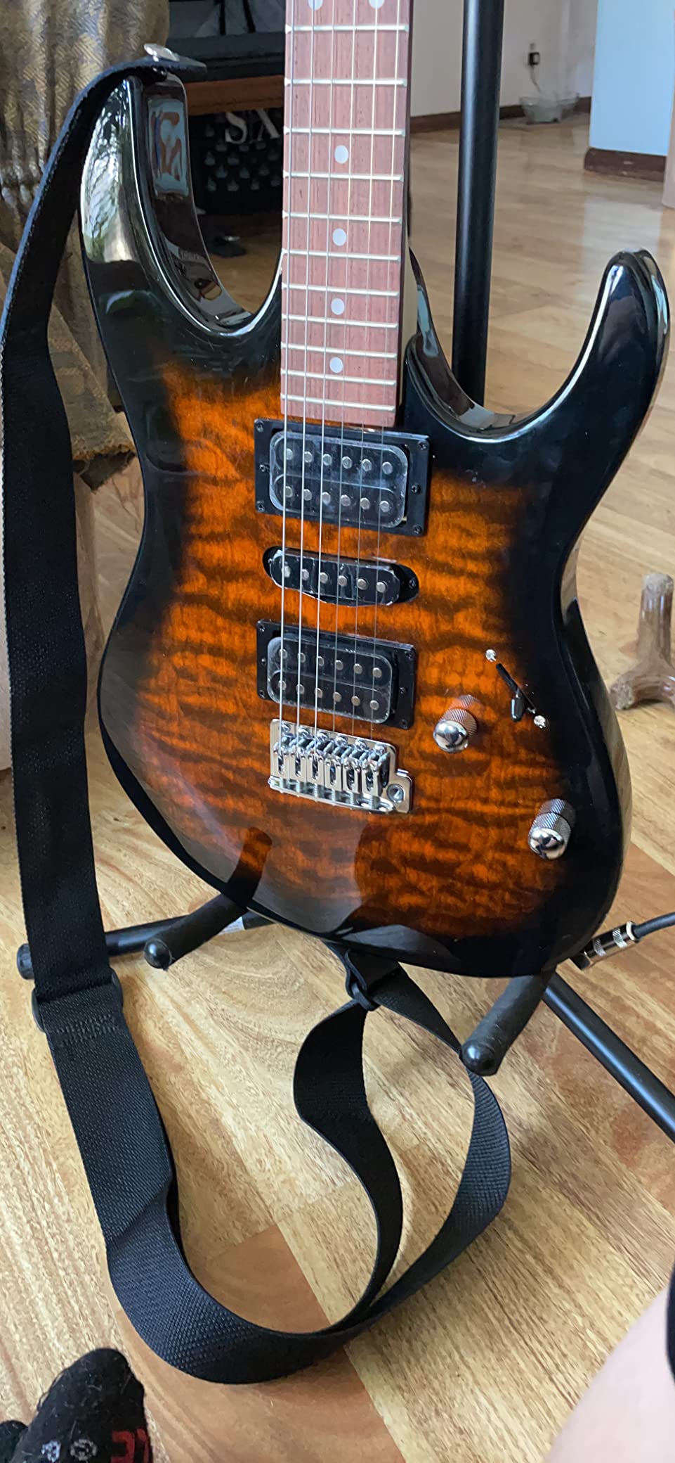 Ibanez GIO Series GRX70QA - Transparent Blue Burst customer photo 2