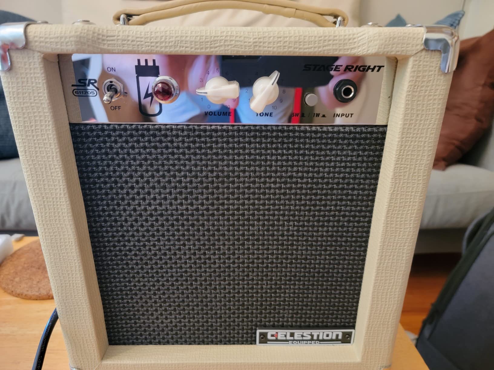 Monoprice 1x8 Guitar Combo Tube Amplifier with Celestion Super 8 Inch Speaker - Tan/Beige 5-Watt, 12AX7 Preamp, For All Electric Guitars - Stage Right Series customer photo 2