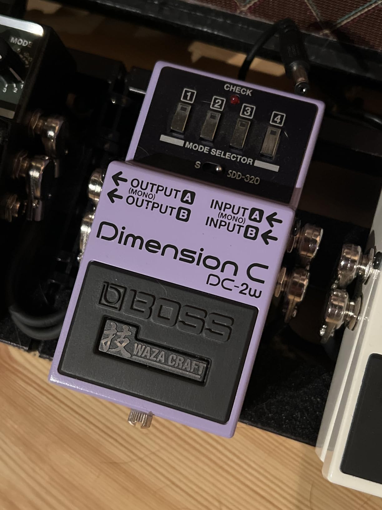 BOSS VB-2W Vibrato | Premium Waza Craft Guitar Effect Pedal with Analog Circuitry | True Reproduction of the Legendary BOSS VB-2 Vibrato | Standard & Custom Playing Modes customer photo 1
