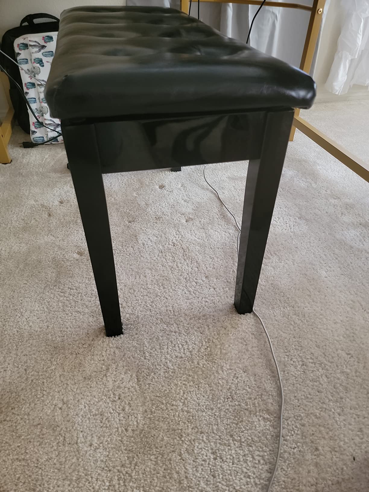 Bonnlo Wooden Double/Duet Piano Bench with Storage and Thick Cushion Faux Leather Padded Piano Stool Artist Duet Seat- Black customer photo 2