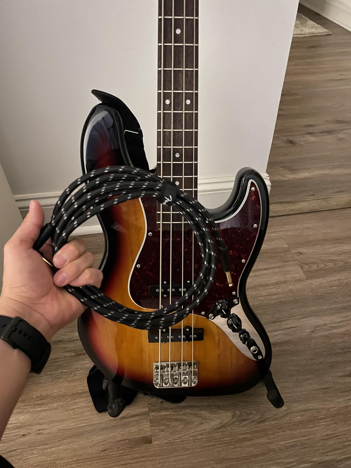 Fender Deluxe Series Instrument Cable, Guitar Cable, Straight/Angle, Tweed, 15ft customer photo 1