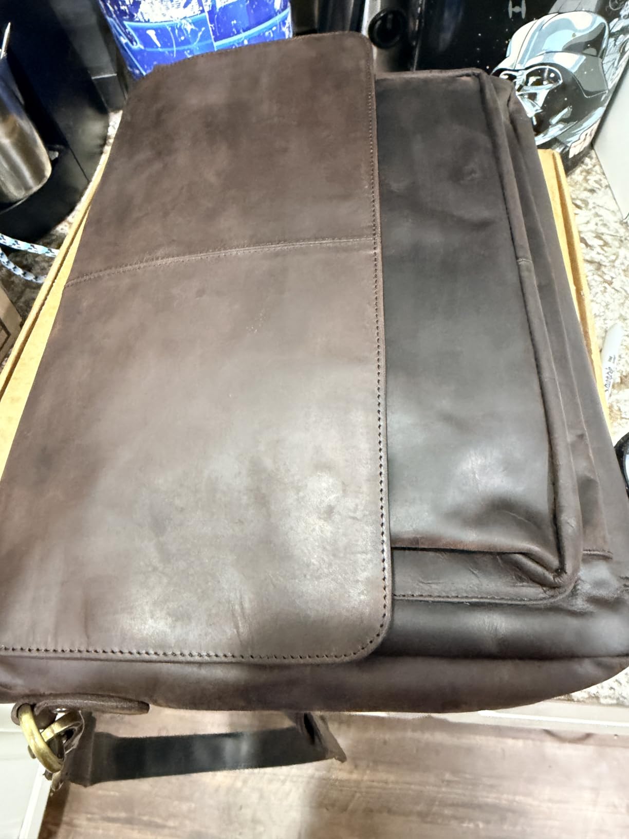 Oak Leathers Leather Messenger Bag for Men and Women - Laptop Briefcase Bag For College, Office, Adjustable Shoulder Strap customer photo 1