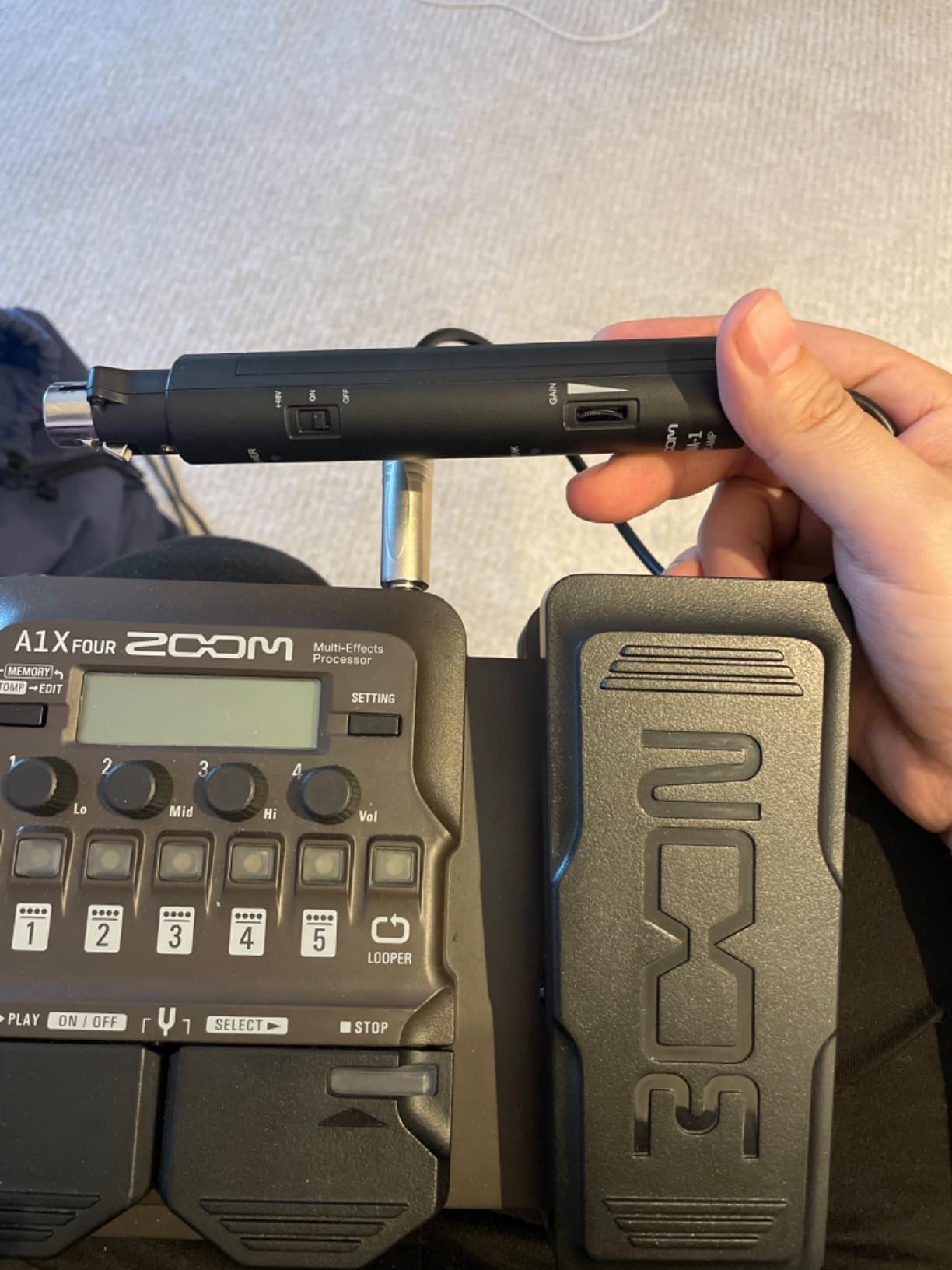 Zoom A1X FOUR Acoustic Instrument Multi-Effects Pedal for Guitar, Violin, Saxophone, Trumpet & Upright Bass, with Expression Pedal, Acoustic Modeling, Looper, Rhythm Section customer photo 1