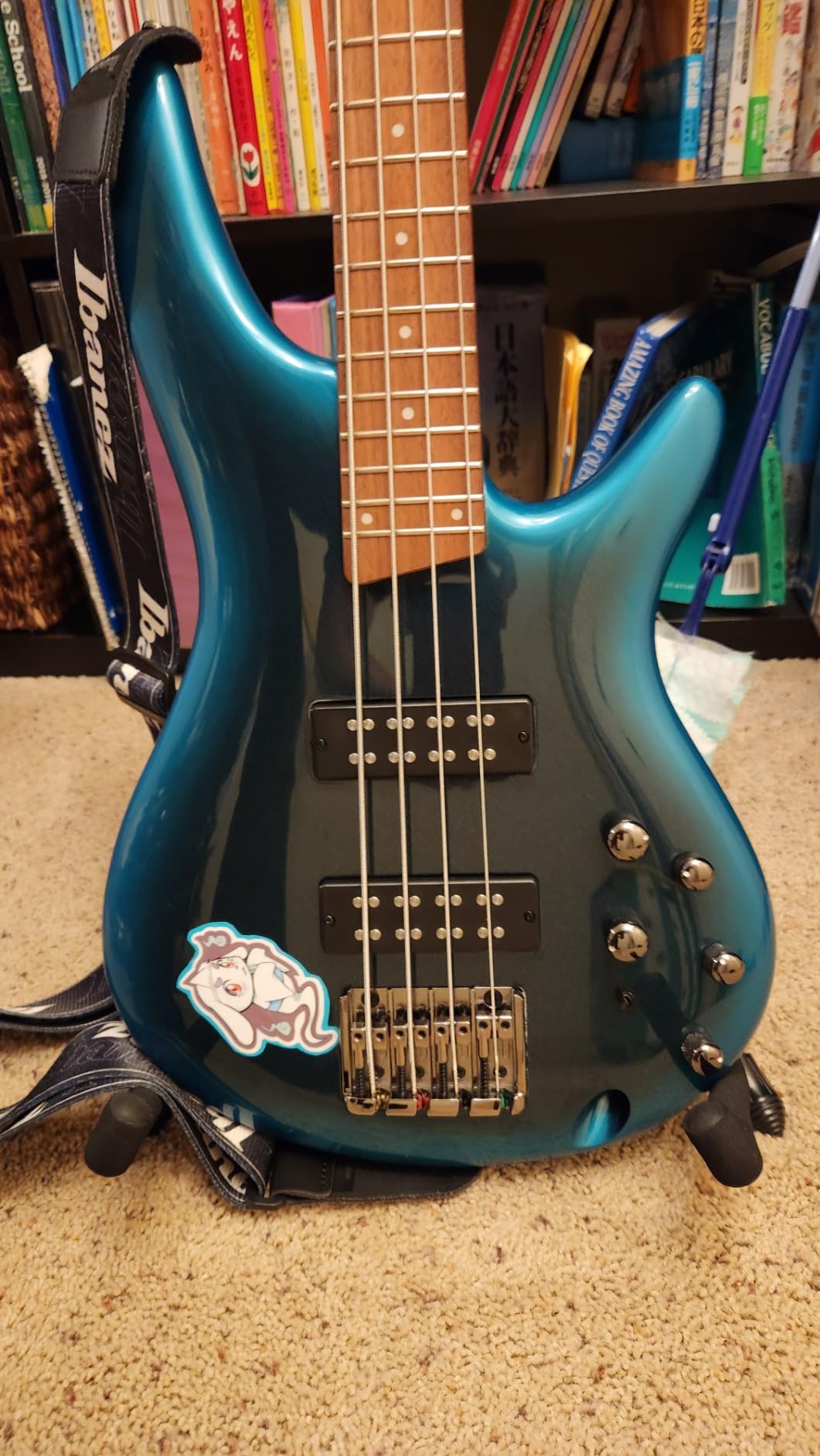 Ibanez Standard SR300E 4-String Electric Bass Guitar - Cerulean Aura Burst customer photo 1