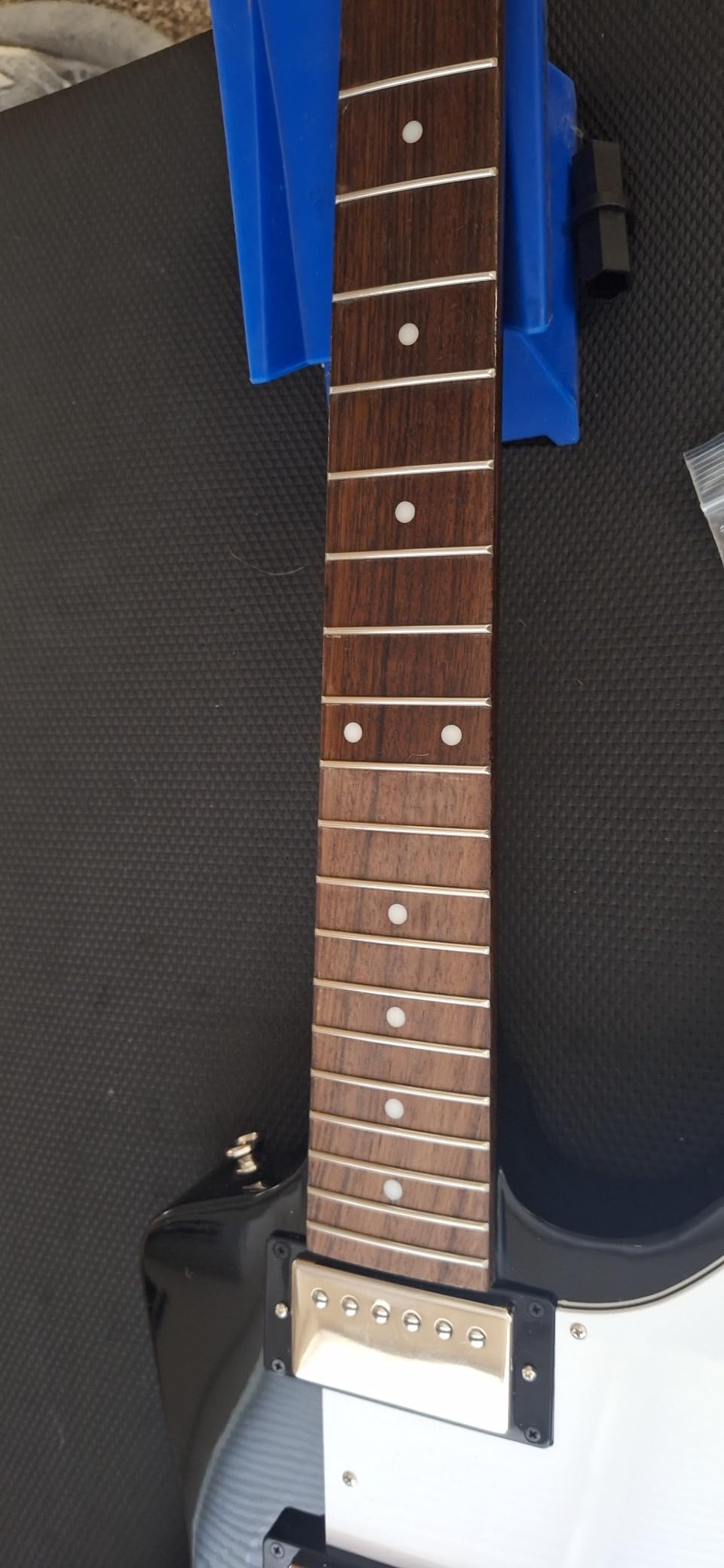 Epiphone Explorer, Ebony customer photo 1