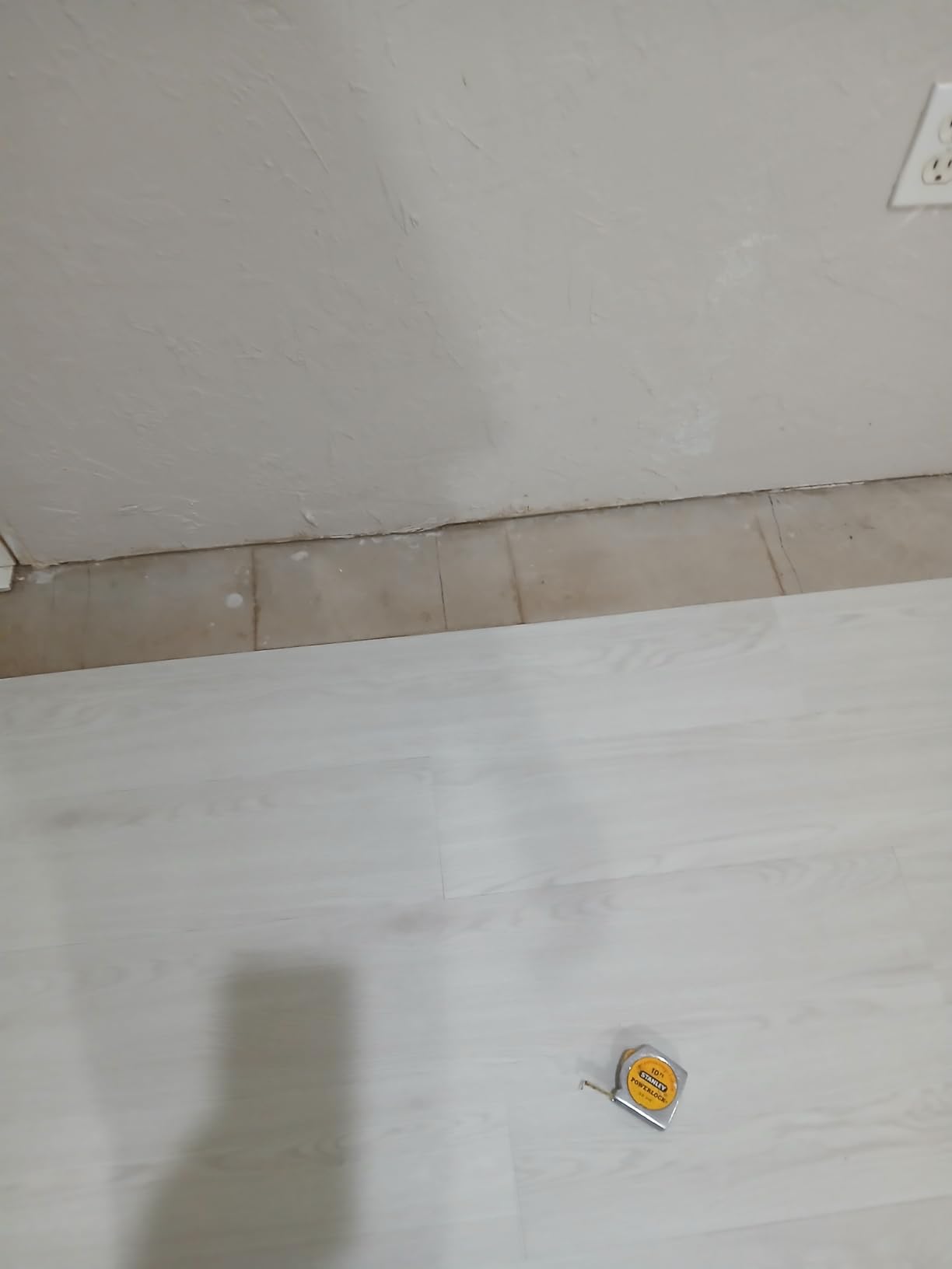 LUCiDA SURFACES Luxury Vinyl Floor Tiles - Peel & Stick Adhesive Flooring for DIY Installation - 36 Wood-Look Planks - BaseCore - 54 Sq. Feet customer photo 1