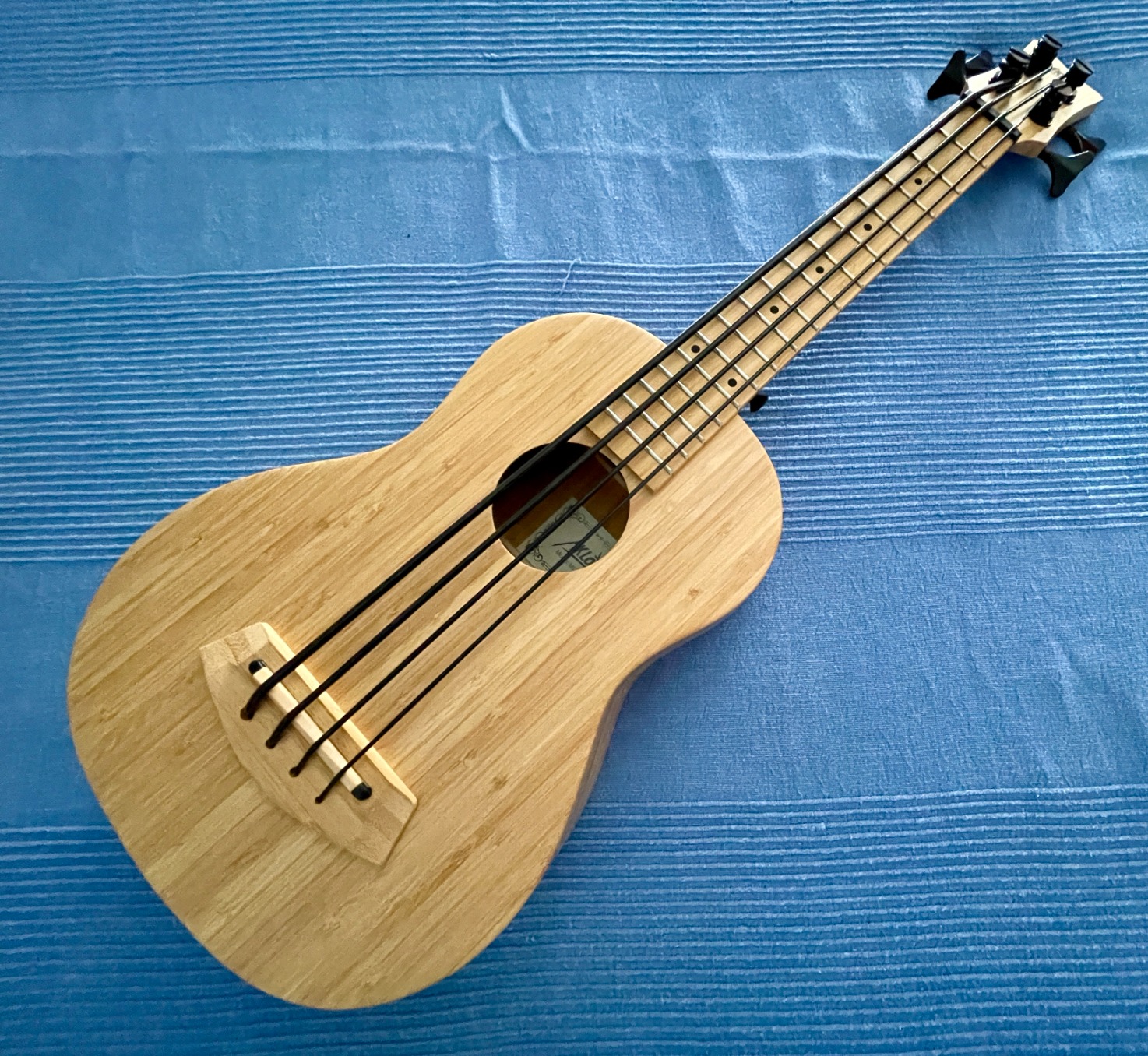 AKLOT Baritone Fretless Bass Ukulele, 30 Inch, Ebony African Blackwood, Professional E-A-D-G with Gig Bag Strap customer photo 1