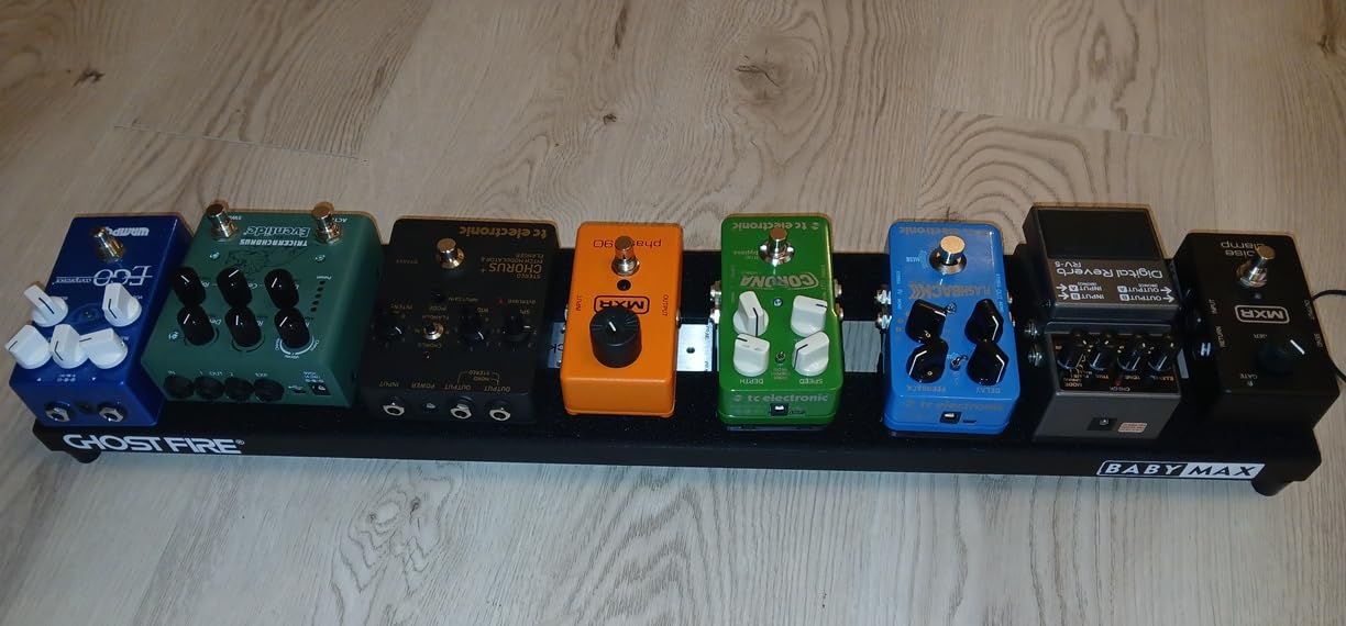 Ghost Fire Guitar Pedal Board Aluminum Alloy 4.21lb Effect Pedalboard 27.5''x12.5'' with Carry Bag, V-STANDARD 3.0 customer photo 1