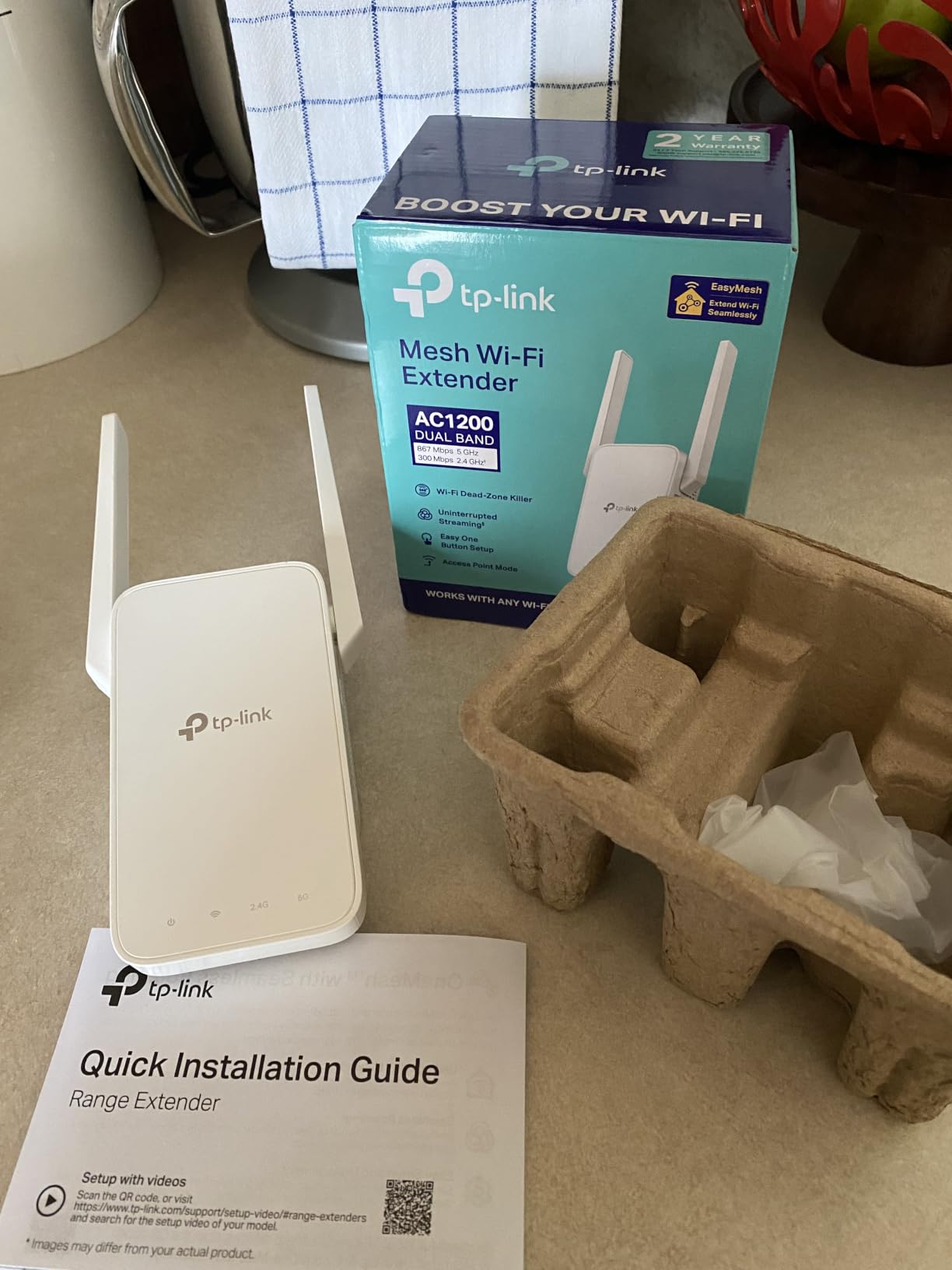 TP-Link AC1200 WiFi Extender - 1.2Gbps Home Signal Booster, Dual Band 5GHz/2.4GHz, Up to 1600 Sq.ft and 32 Devices, EasyMesh Compatible, One Ethernet Port (RE315) customer photo 2