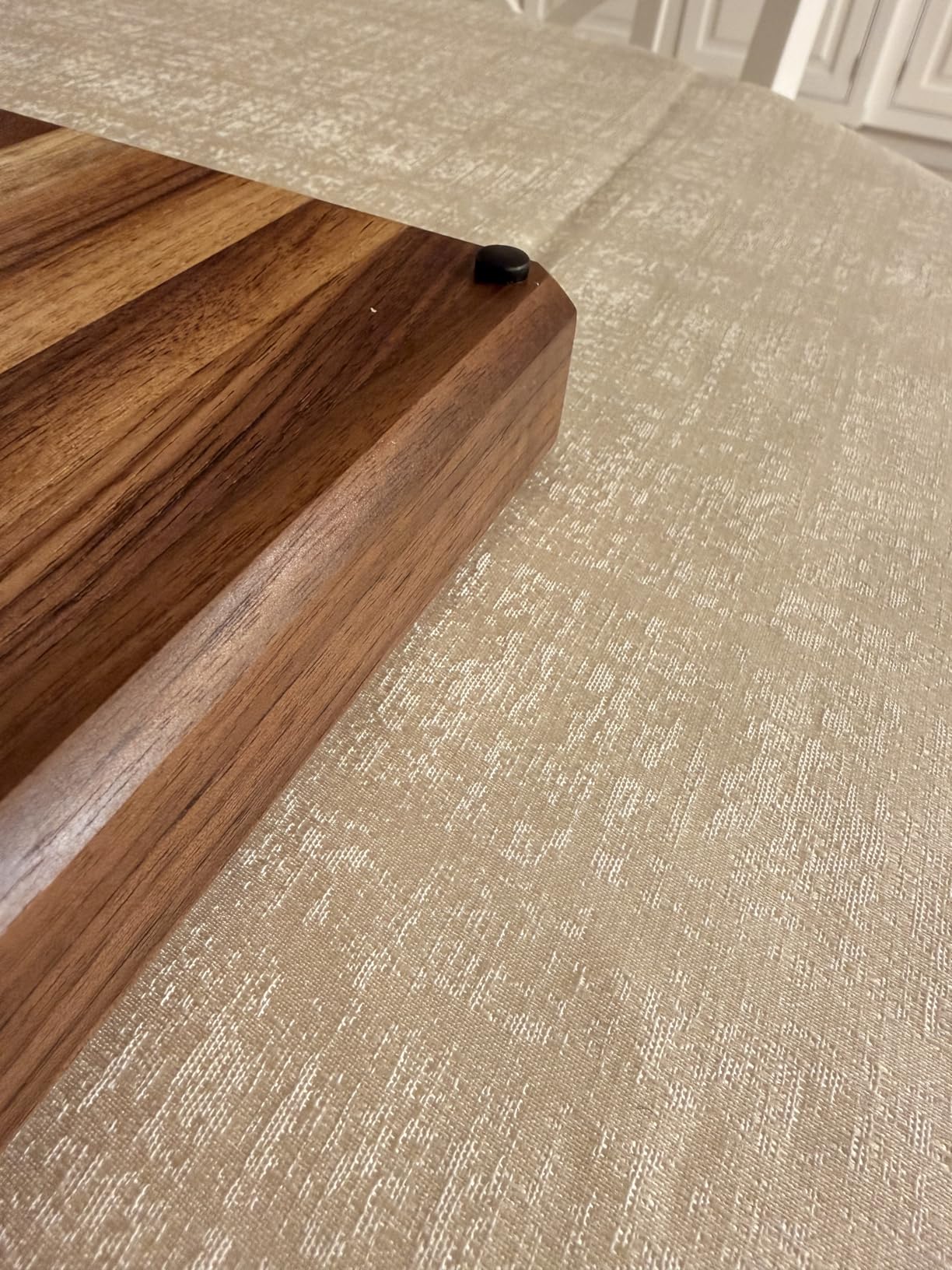 Sonder Los Angeles Doheny Wood Cutting Board Set | Acacia Edge Grain Cutting Board for Kitchen with Juice Groove | Perfect for Compact Daily Use | Gift Box Included | 14x10x1 in & 12x8x1 in customer photo 1