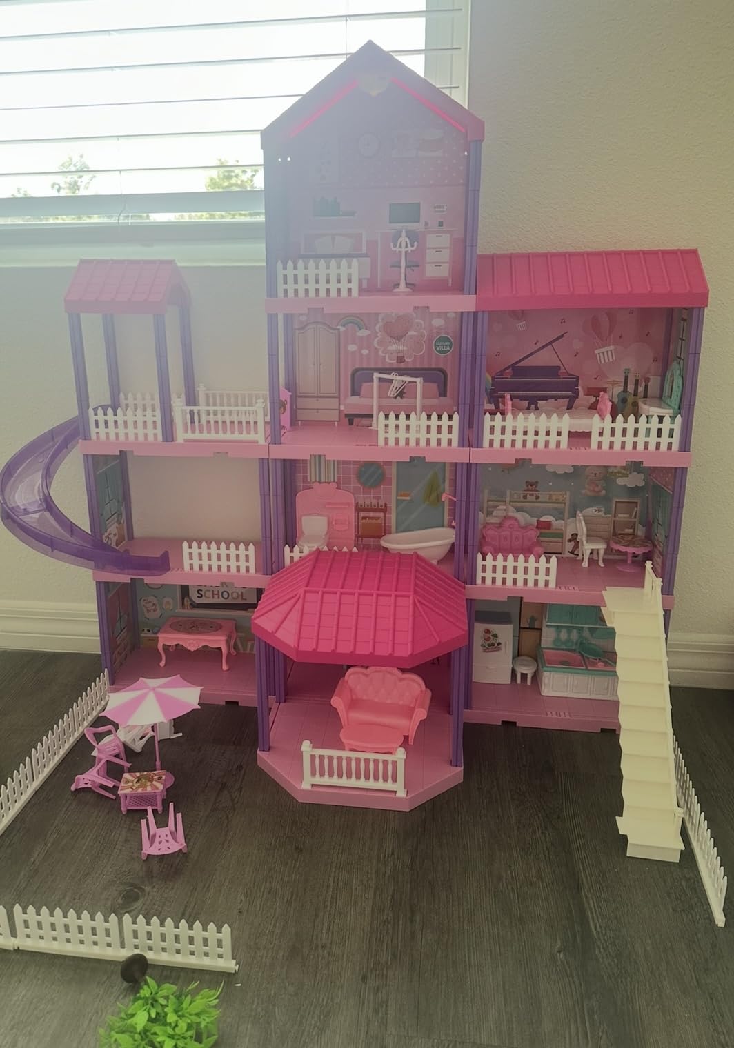 beefunni Doll House, Dollhouse for Girls, Doll Houses with 4 Stories-11 Rooms, 2 Dolls, Furniture Accessories and Lights, Princess Dollhouse Toy Gifts for 3 4 5 6 7 8+ Year Old Girls customer photo 1