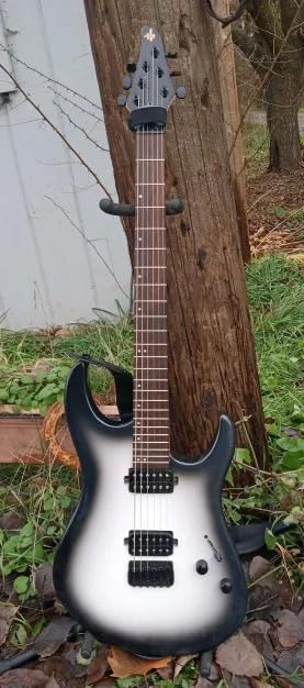 Donner Solid Body Electric Guitar DMT-100 (Matte Black) - Metal Electric Guitar Beginner Kit customer photo 1