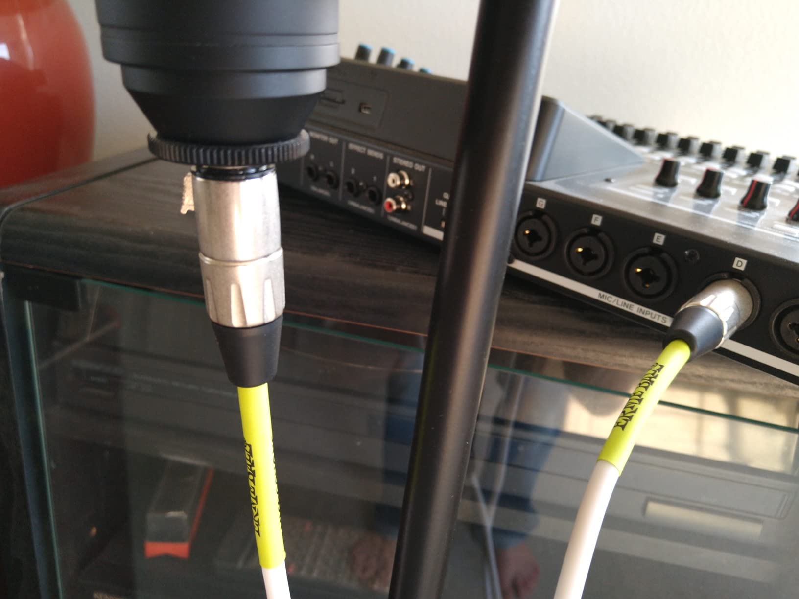 Ernie Ball 20ft XLR Microphone Cable, White (P06389) customer photo 2