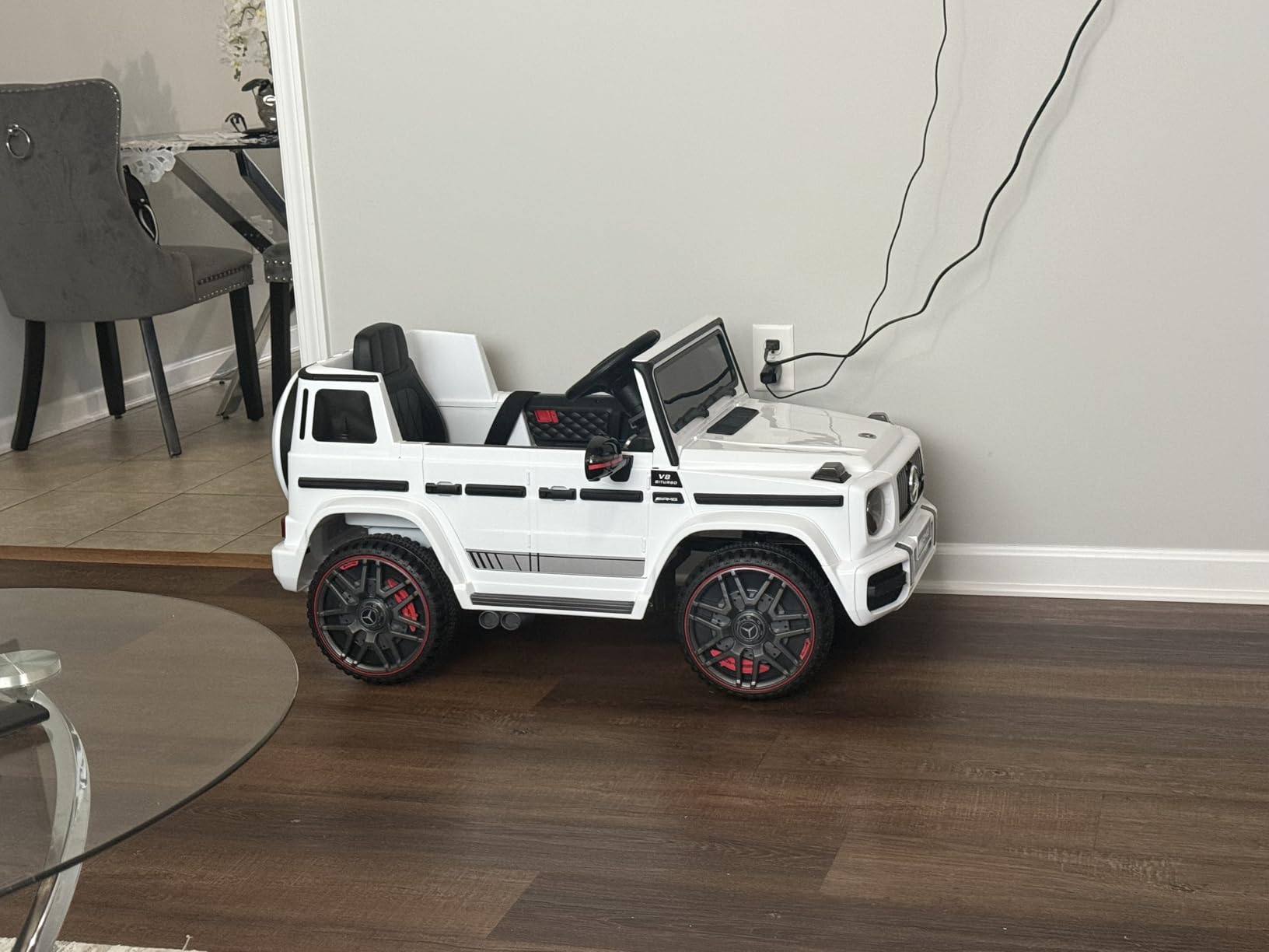 ANPABO Licensed Mercedes-Benz G63 Car for Kids, 12V 7AH Ride on Car w/Parent Remote Control, LED Headlights, Music Player & Horn, Soft Start, Low Battery Prompt, Kids Electric Car, White customer photo 2
