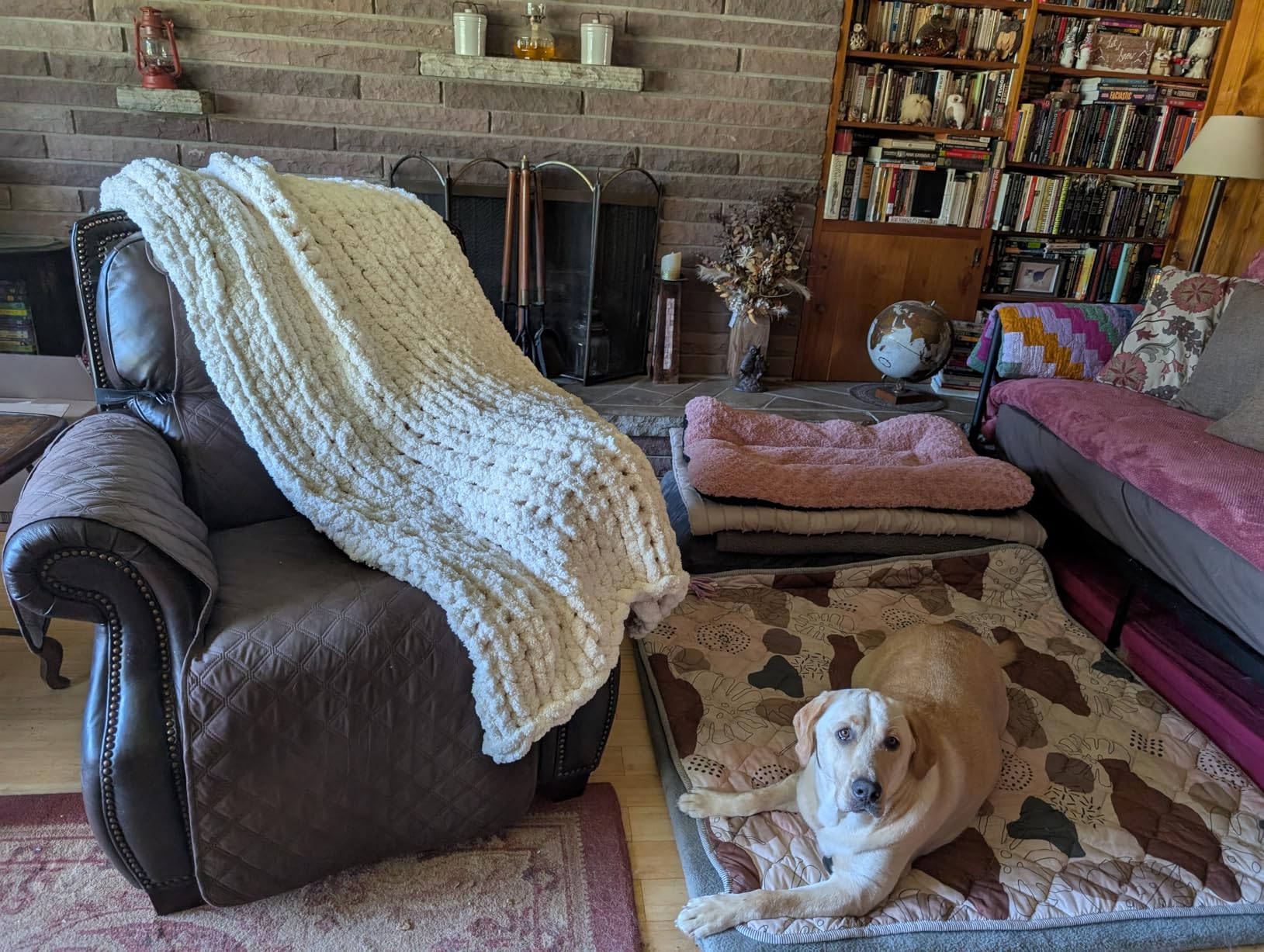 L'AGRATY Chunky Knit Blanket Throw,Soft Chenille Yarn Throw Blanket 50x60,Handmade Cable Knit Crochet Blanket,Large Knit Blankets Chunky Yarn,Rope Knot Throw Blanket for Couch Sofa Bed Home Decor customer photo 2