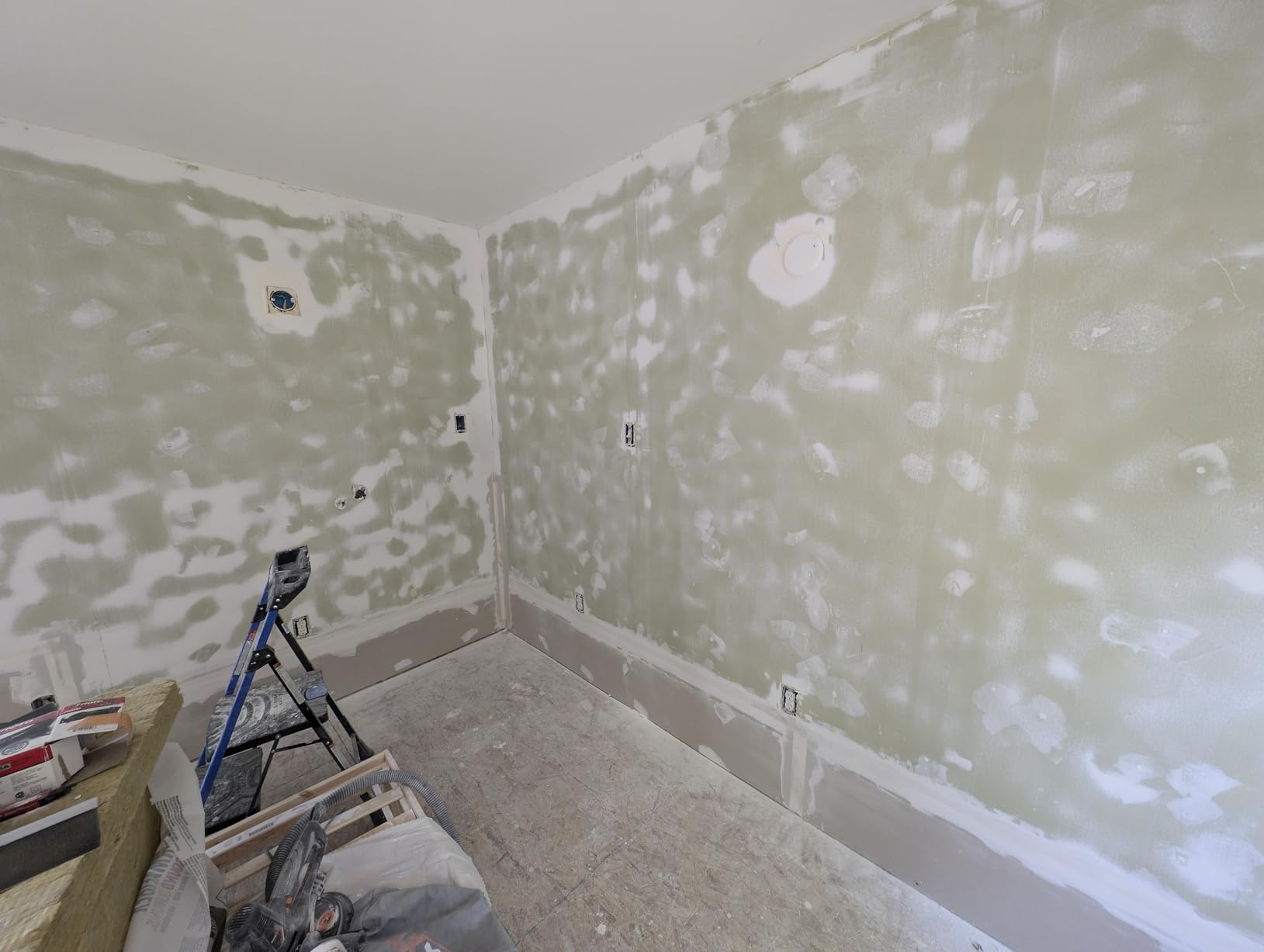 MAXXT Handheld Drywall Sander 810W, Electric Sander for Walls,Rough and fine Sanding, 1500-2800RPM Variable Speed, Upgraded Pad, Adjustable Suction, Self-Dust-Extraction (120, Volts) customer photo 1