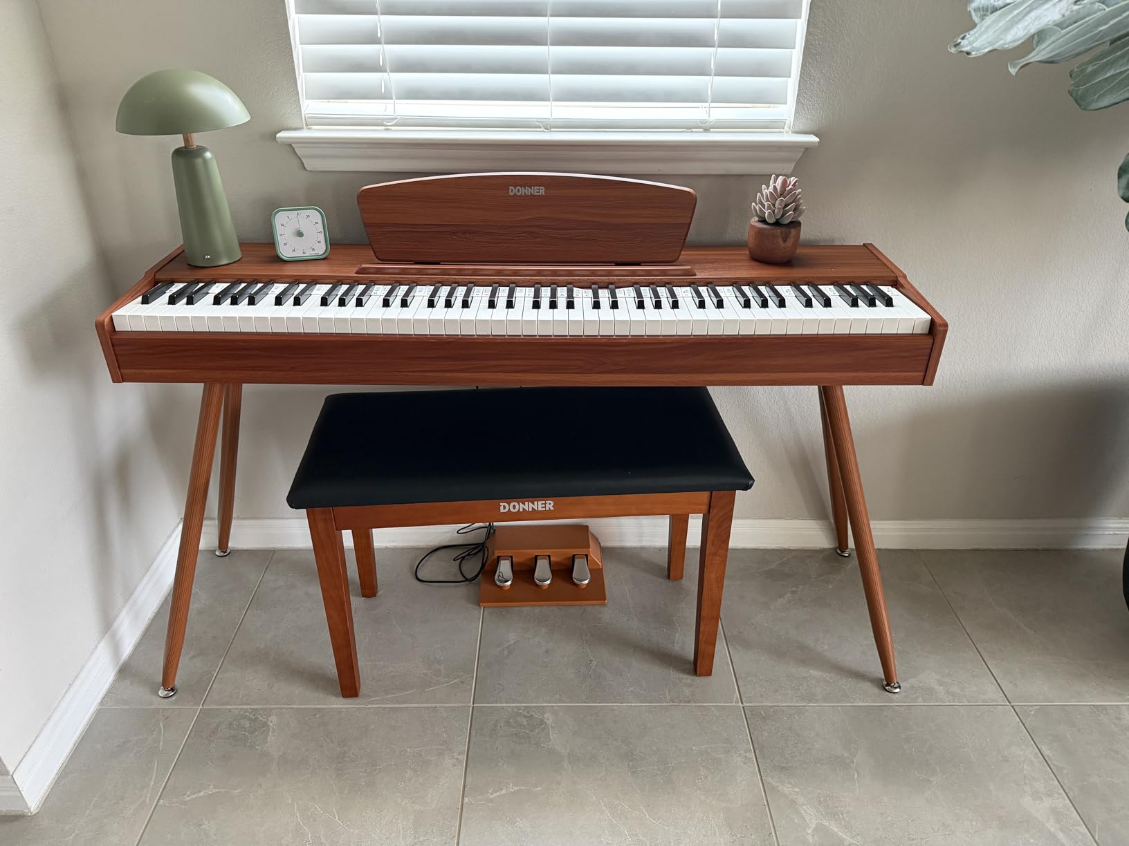 Donner DDP-80 PLUS Digital Piano 88 Key Weighted Keyboard, Home Electric Piano, Supports USB-MIDI & Headphones Connection, Semi-open Cover Designed, with Metal Three Pedal customer photo 1