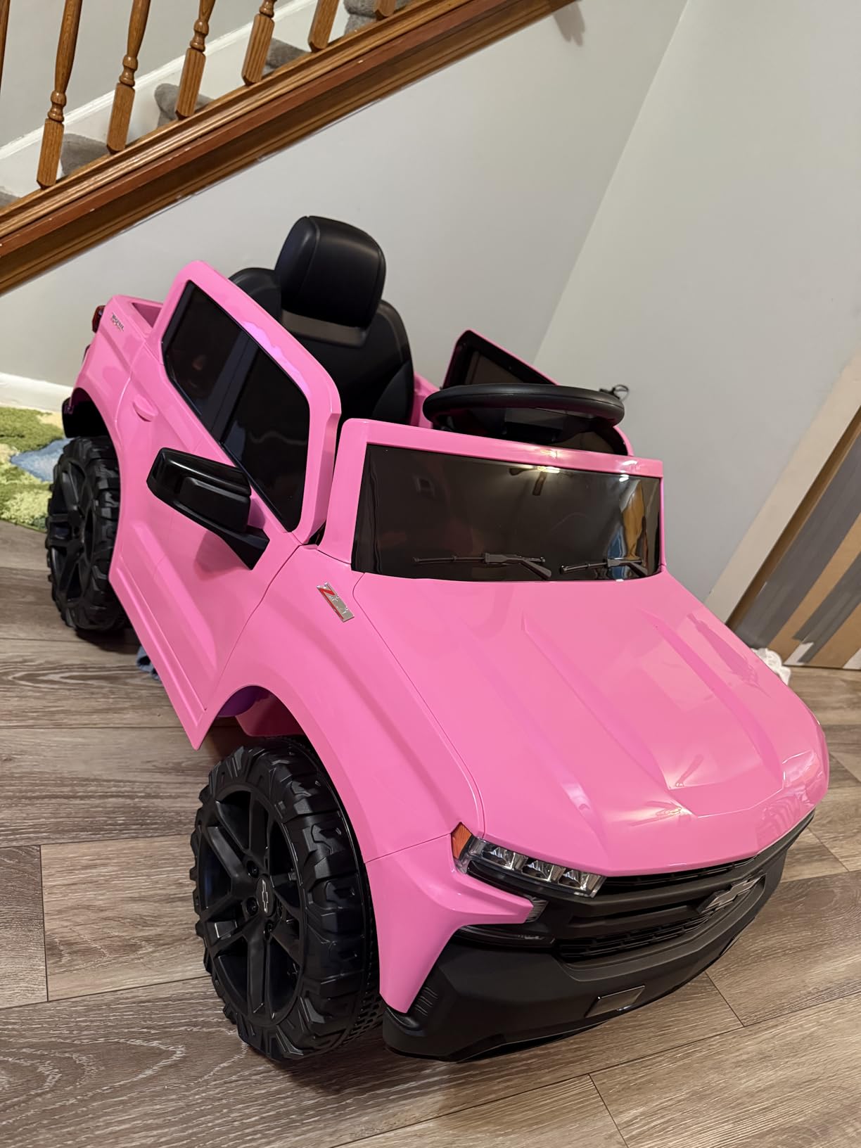Best Choice Products 12V Licensed Chevrolet Silverado Ride On Truck, Electric Car Toy w/Parent Remote Control, Truck Bed Storage, Bluetooth Speaker, LED Lights, 2.5 MPH Max Speed - Blue customer photo 1
