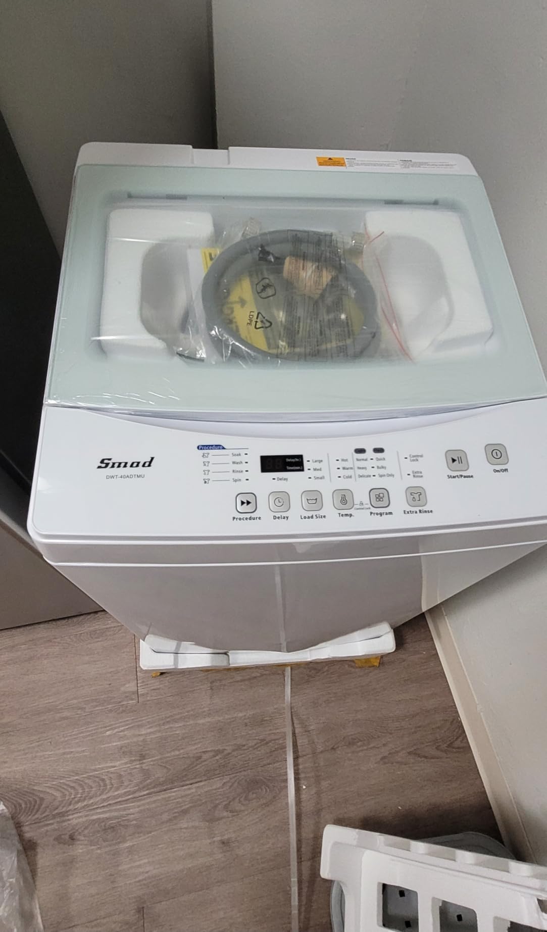 SMETA Front Load Washing Machine with Steam, 4.6 cu.ft., Smart 12+ Wash Cycles, 27
