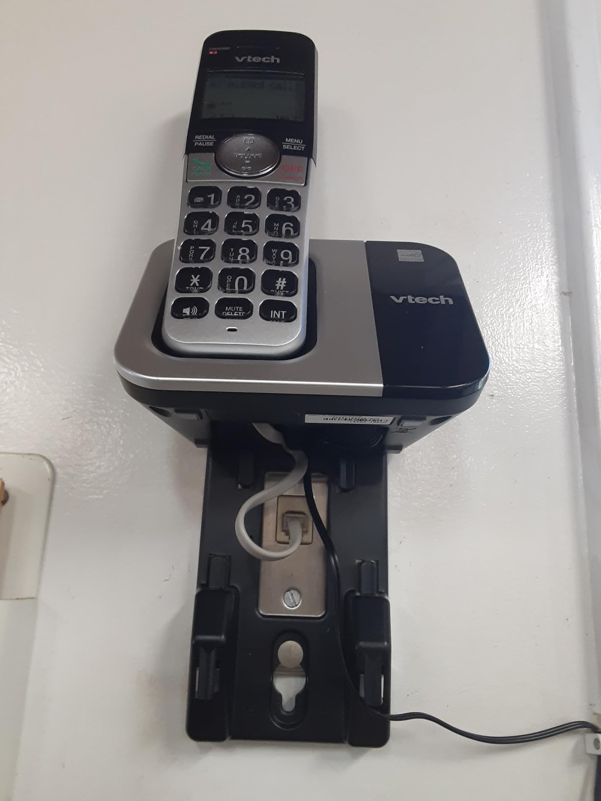 VTech Cordless Phone with 2 Handsets -- Big Buttons, Large Backlit Display, Answering Machine, DECT 6.0, Caller ID, Intercom, Easy to Use | VG232-2 customer photo 2
