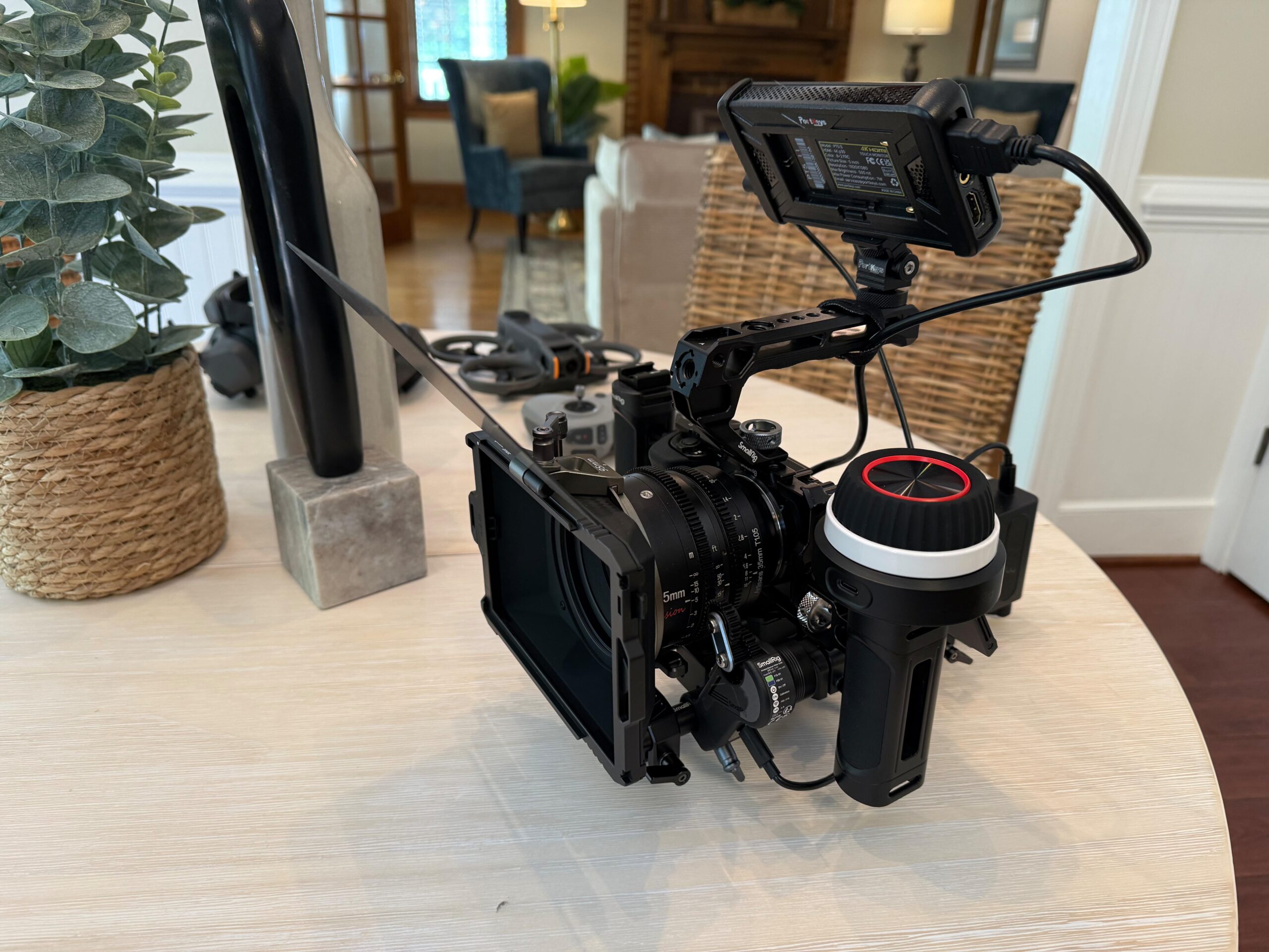 SmallRig Wireless Follow Focus Kit (Lite) 4296 - Handwheel Controller & Receiver Motor, A/B Stops, 15mm Rod Clamp, Compact Design for Cinema and Zoom Lenses customer photo 1