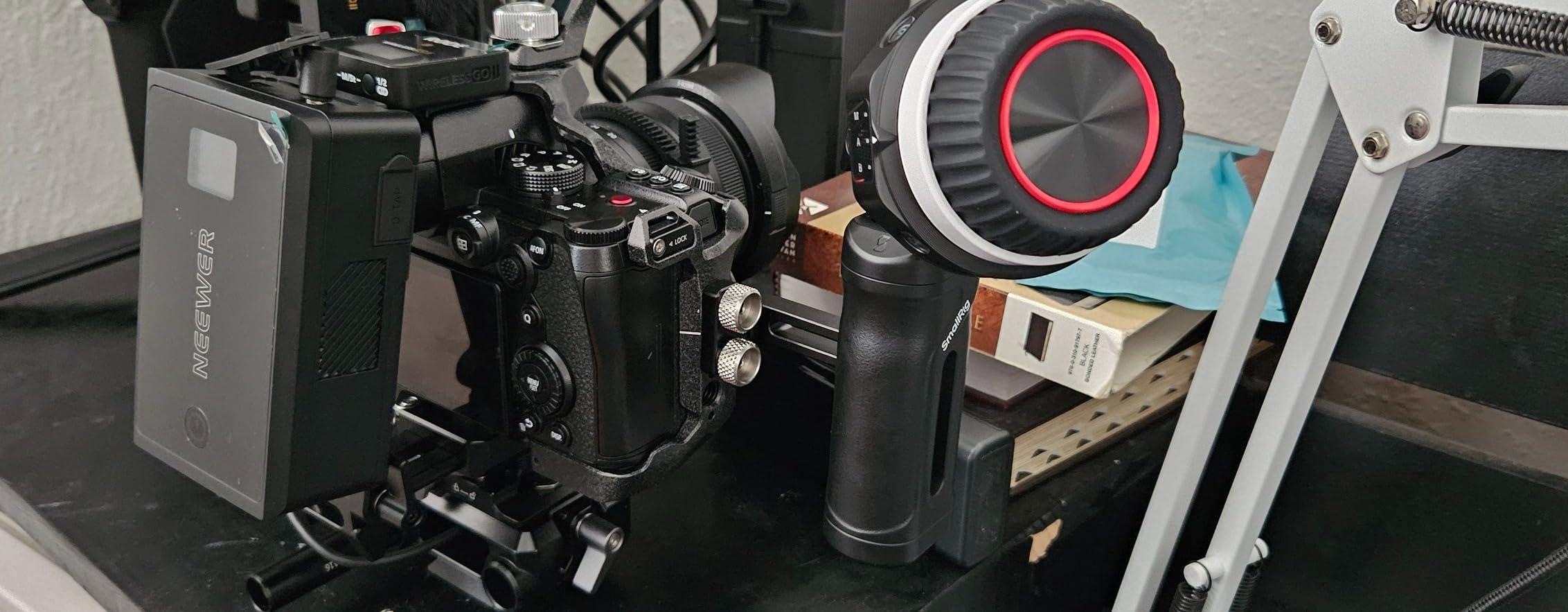 SmallRig Wireless Follow Focus Kit (Lite) 4296 - Handwheel Controller & Receiver Motor, A/B Stops, 15mm Rod Clamp, Compact Design for Cinema and Zoom Lenses customer photo 2